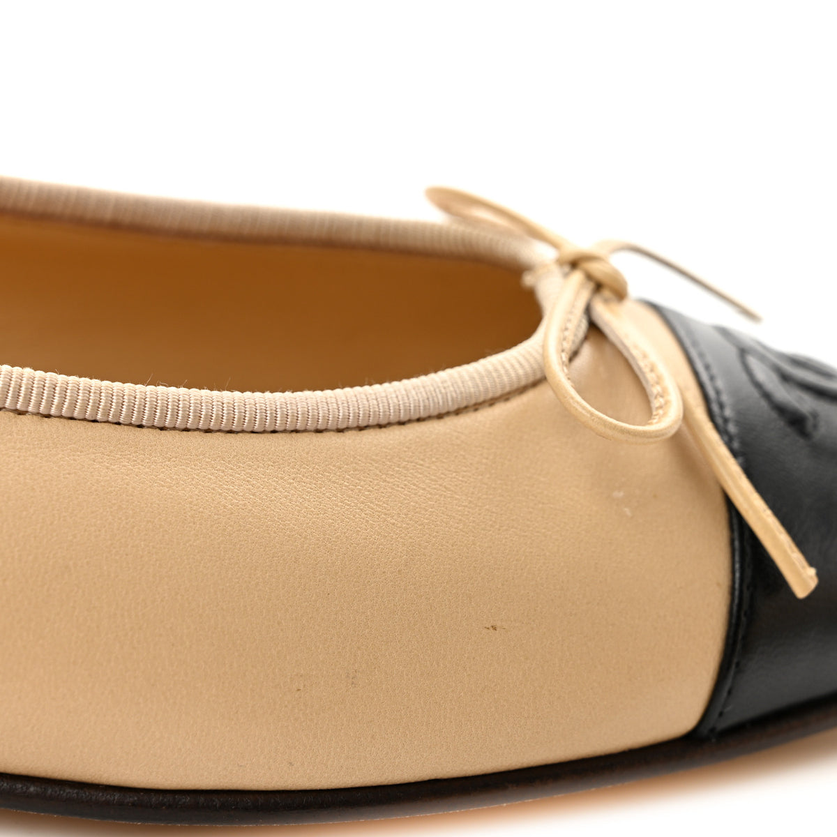 Lambskin Cap Toe CC Ballerina Flats 37 Beige Black