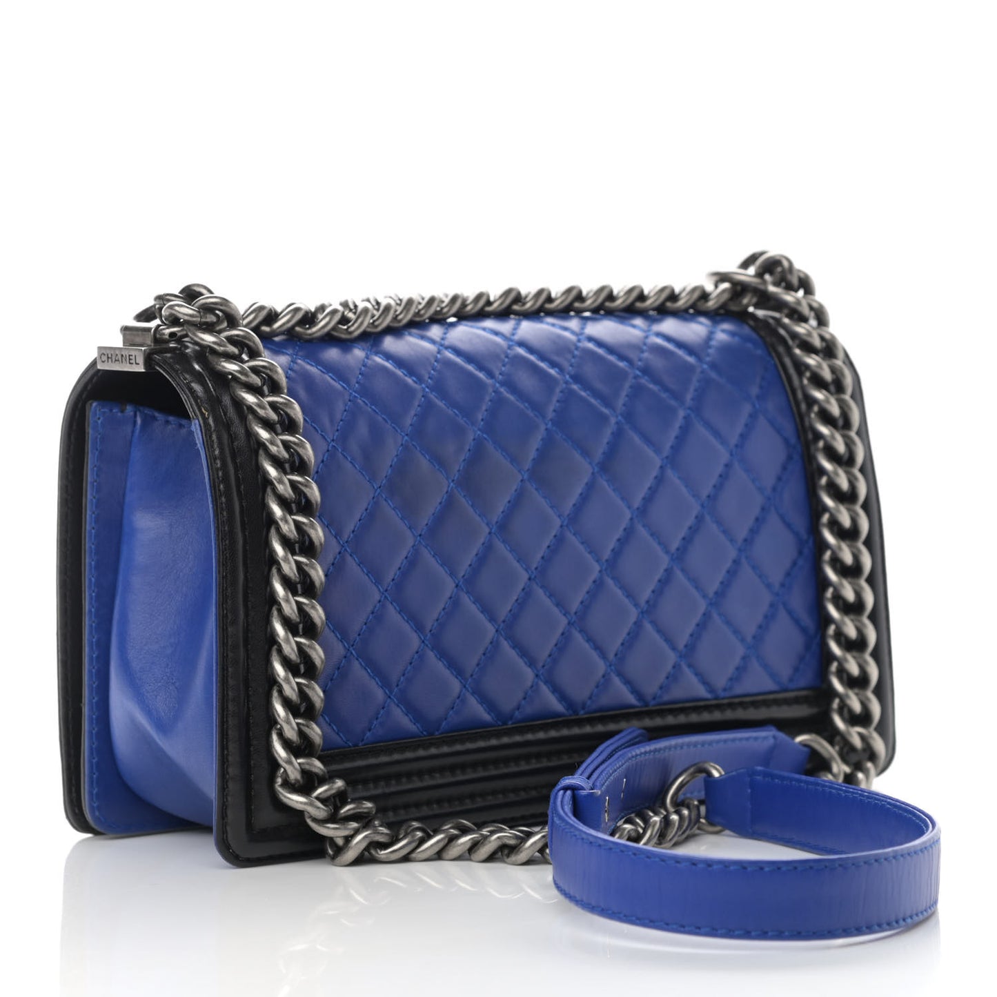 Lambskin Quilted Bi-Color Medium Boy Flap Black Blue Fonce