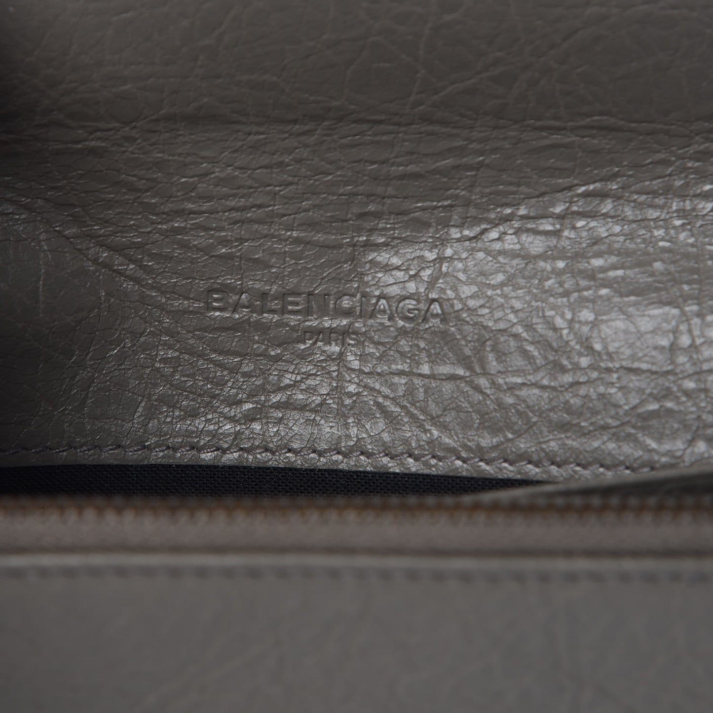 Agneau Classic Hardware Money Wallet Beige Liege