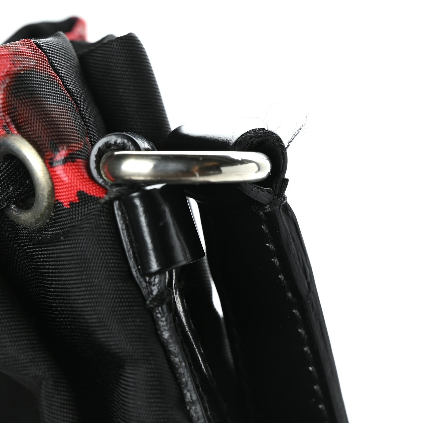 Tessuto Nylon Spazzolato Rose Print Bucket Bag Black Rosso