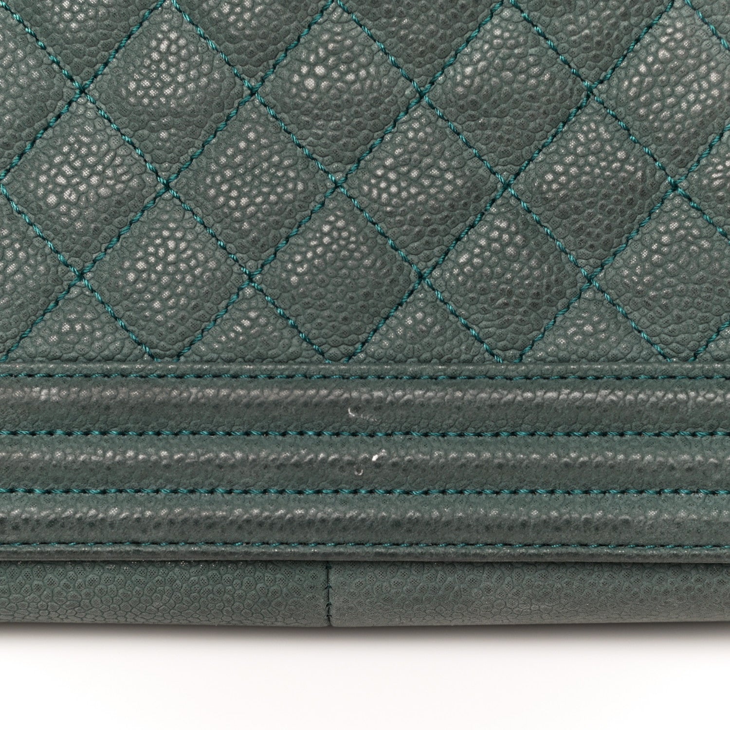 Chanel Iridescent Caviar Quilted Medium Boy Flap Green 19 of 21