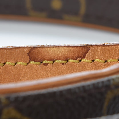Louis Vuitton Monogram Baxter Dog Leash MM 7 of 7