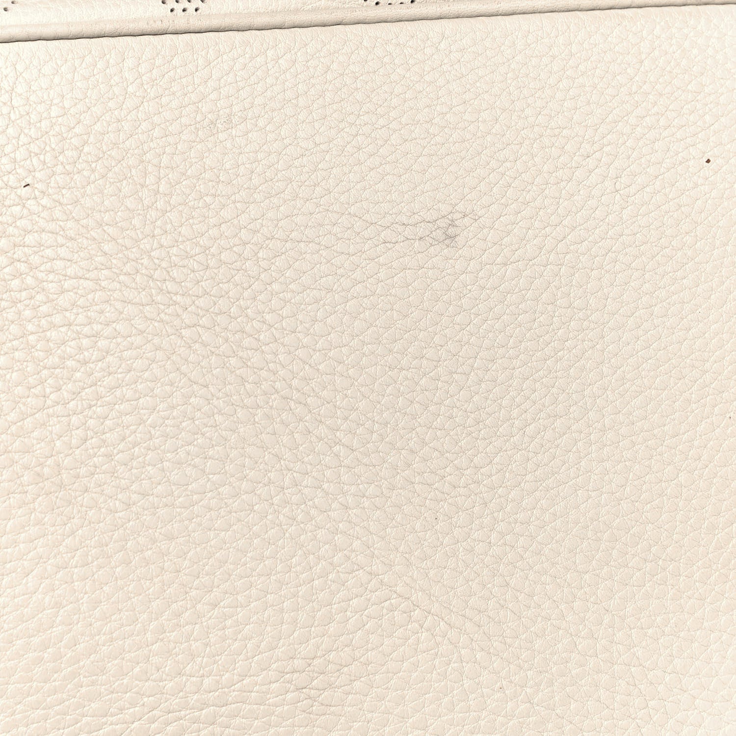 Louis Vuitton Mahina XL Ivory 12 of 15