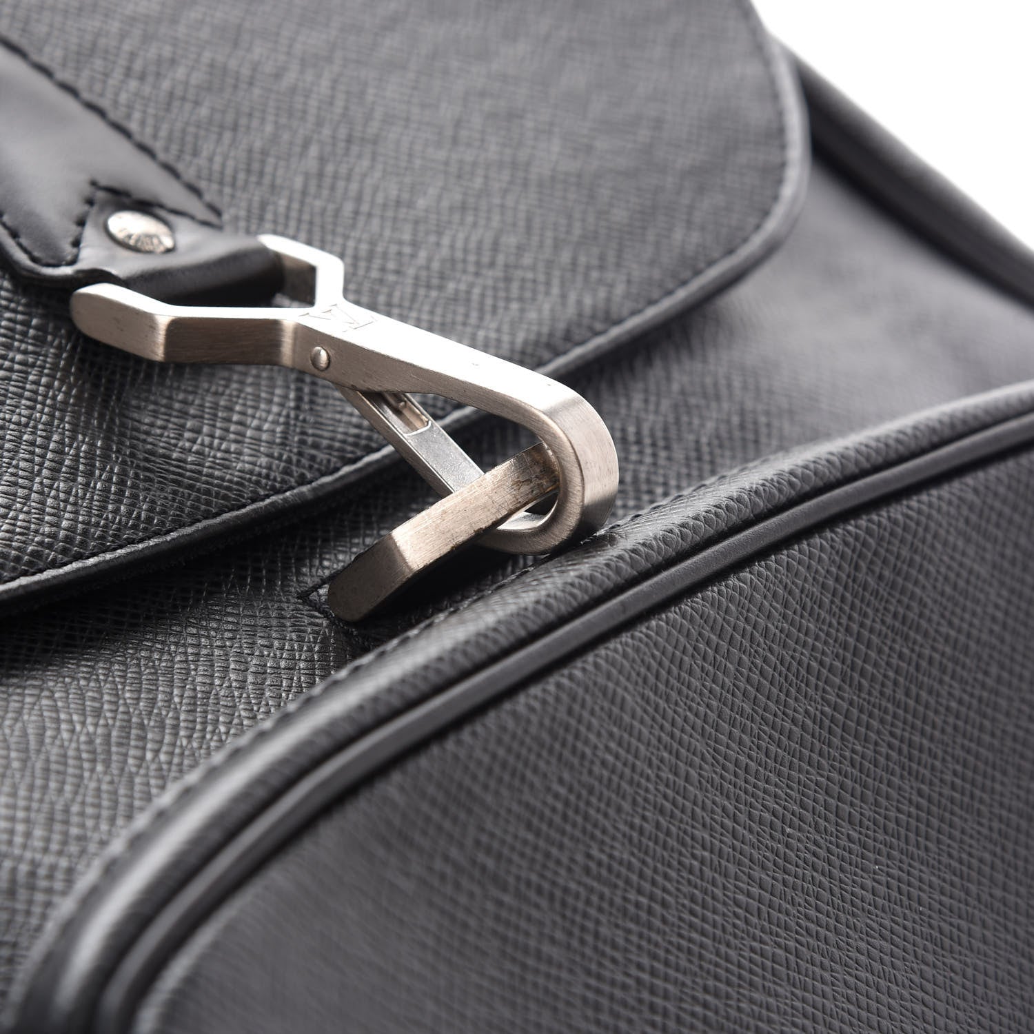 Louis Vuitton Taiga Cassiar Backpack Ardoise 8 of 10