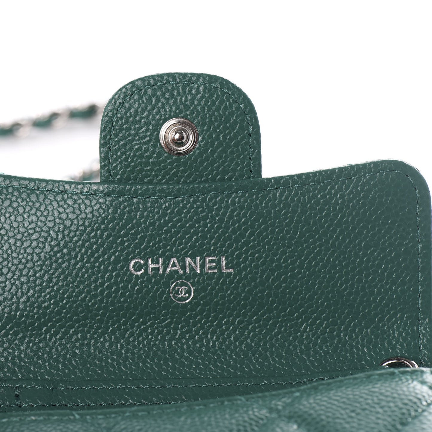 Caviar Quilted Card Holder On Chain Green