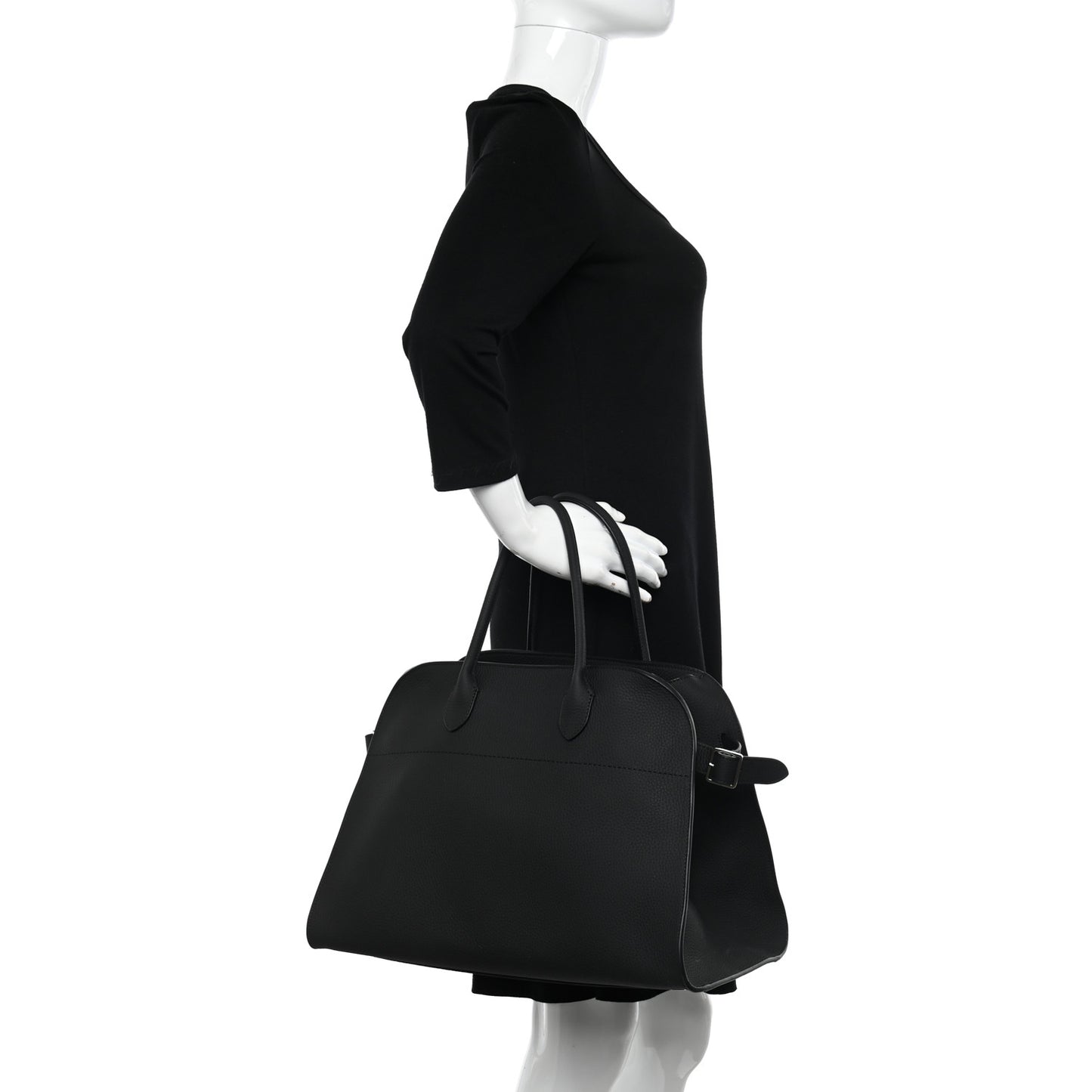 Matte Grained Calfskin Soft Margaux 15 Black