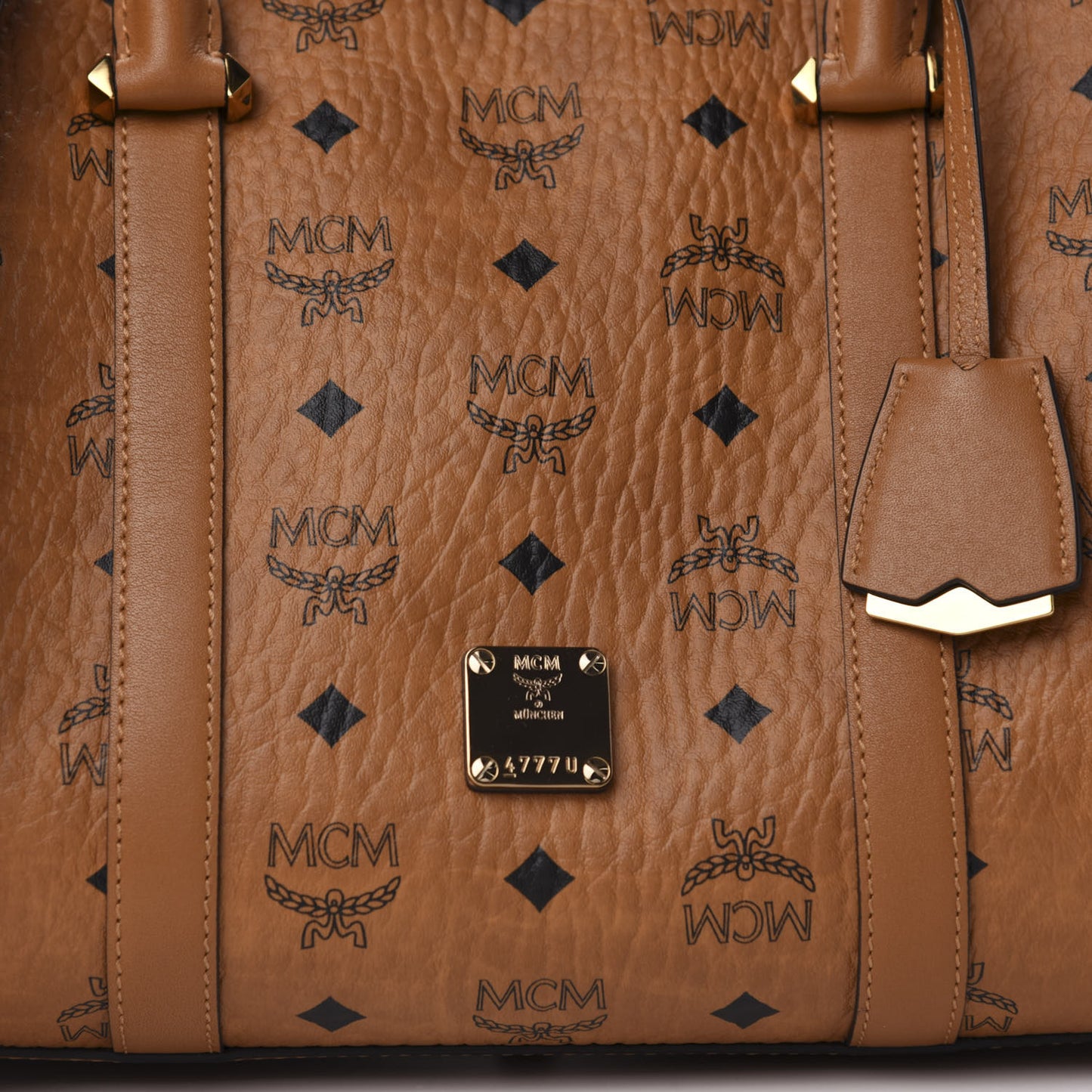 Visetos Medium Boston Bag Cognac