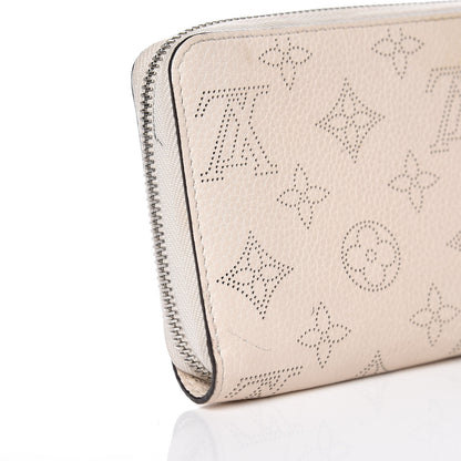 Louis Vuitton Mahina Zippy Wallet Ivory 14 of 18