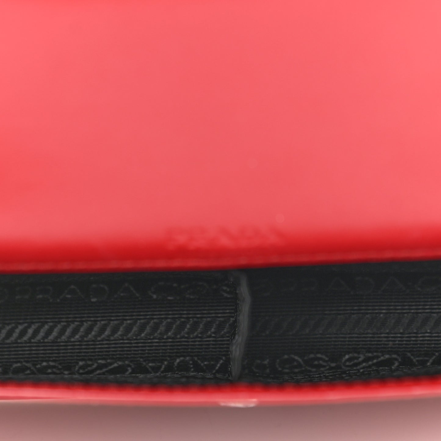 Spazzolato Playing With Cards Case Scarlatto