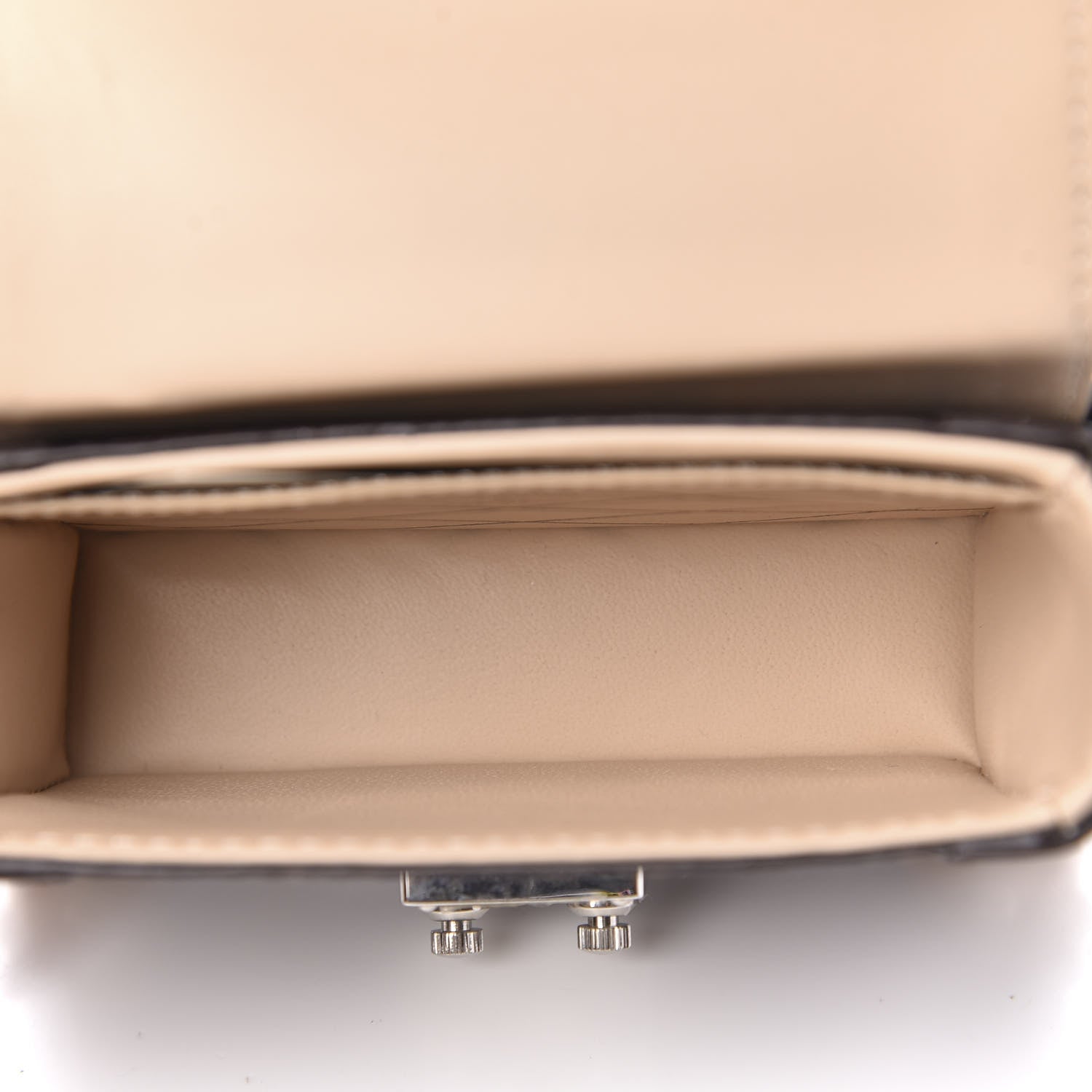 Louis Vuitton Monogram Essential Time Trunk 5 of 8