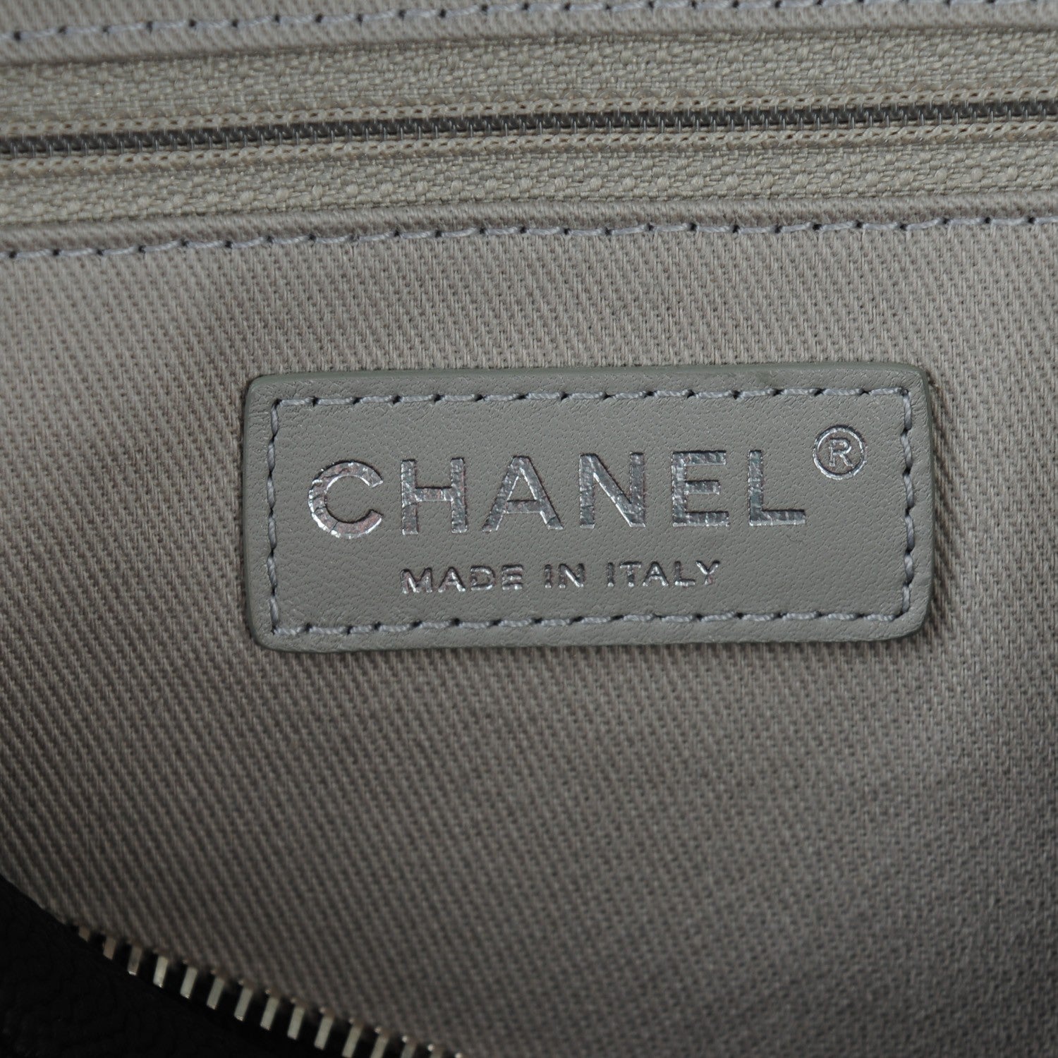 Chanel Caviar Quilted Medium Easy Flap Black 7 of 8