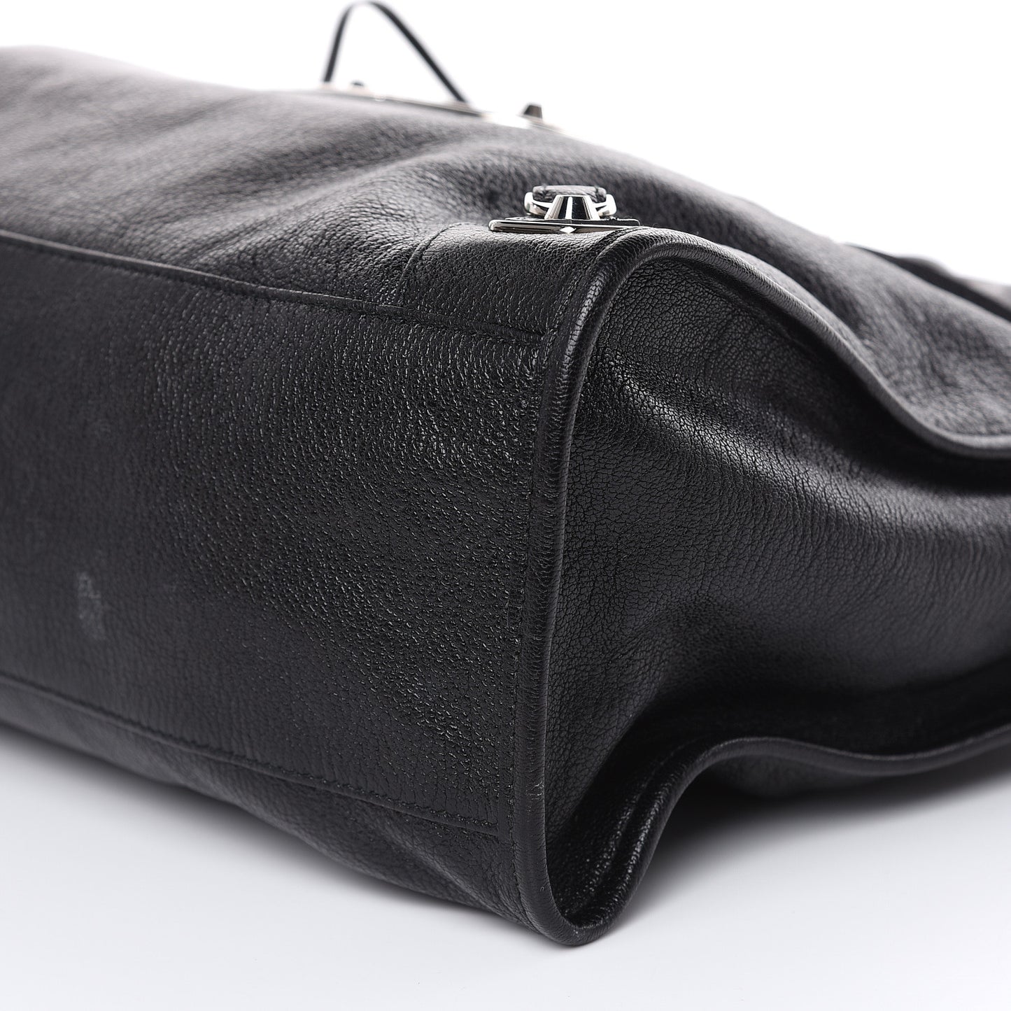 Chevre Silver Metallic Edge Hardware City Black