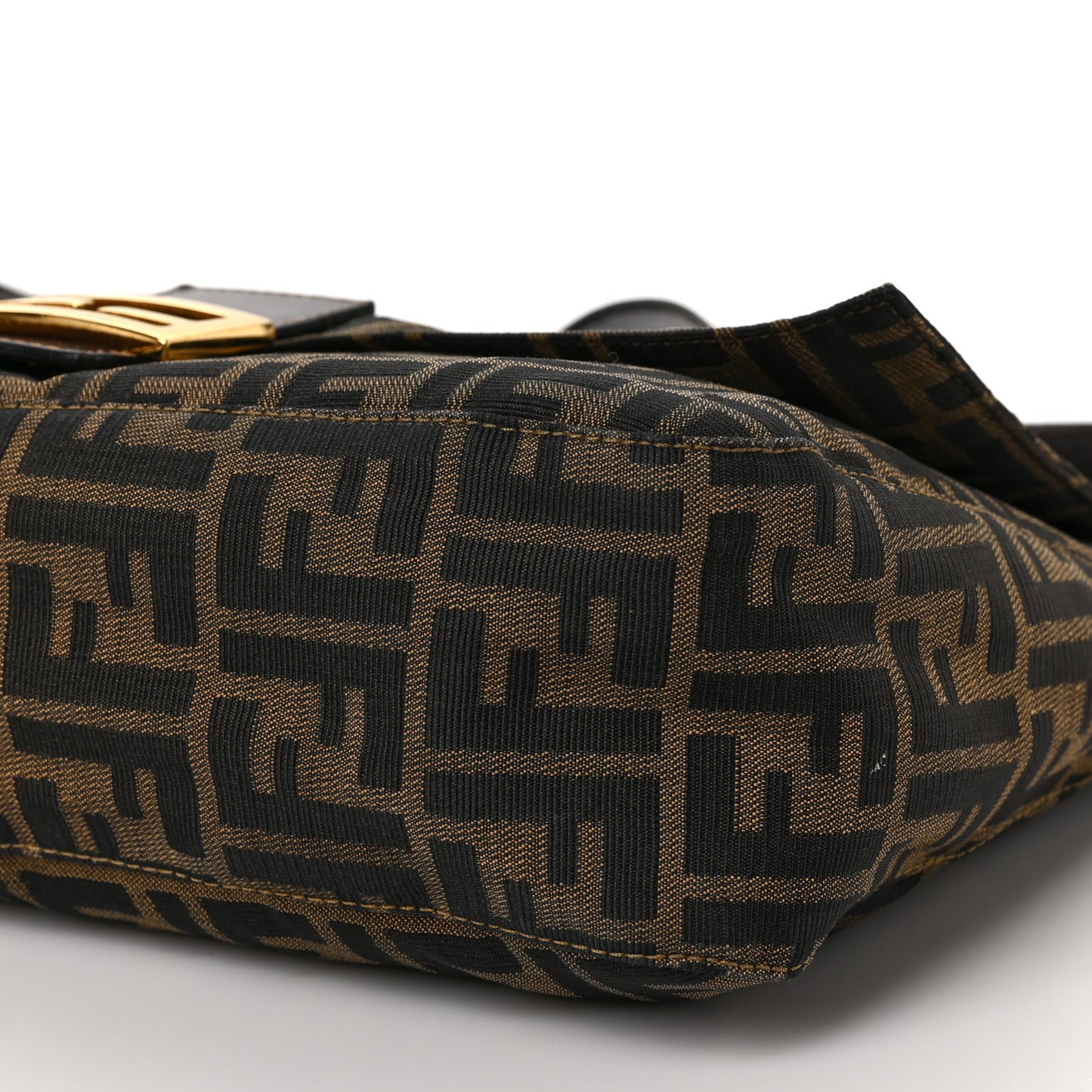 Zucca Baguette Shoulder Bag Tobacco