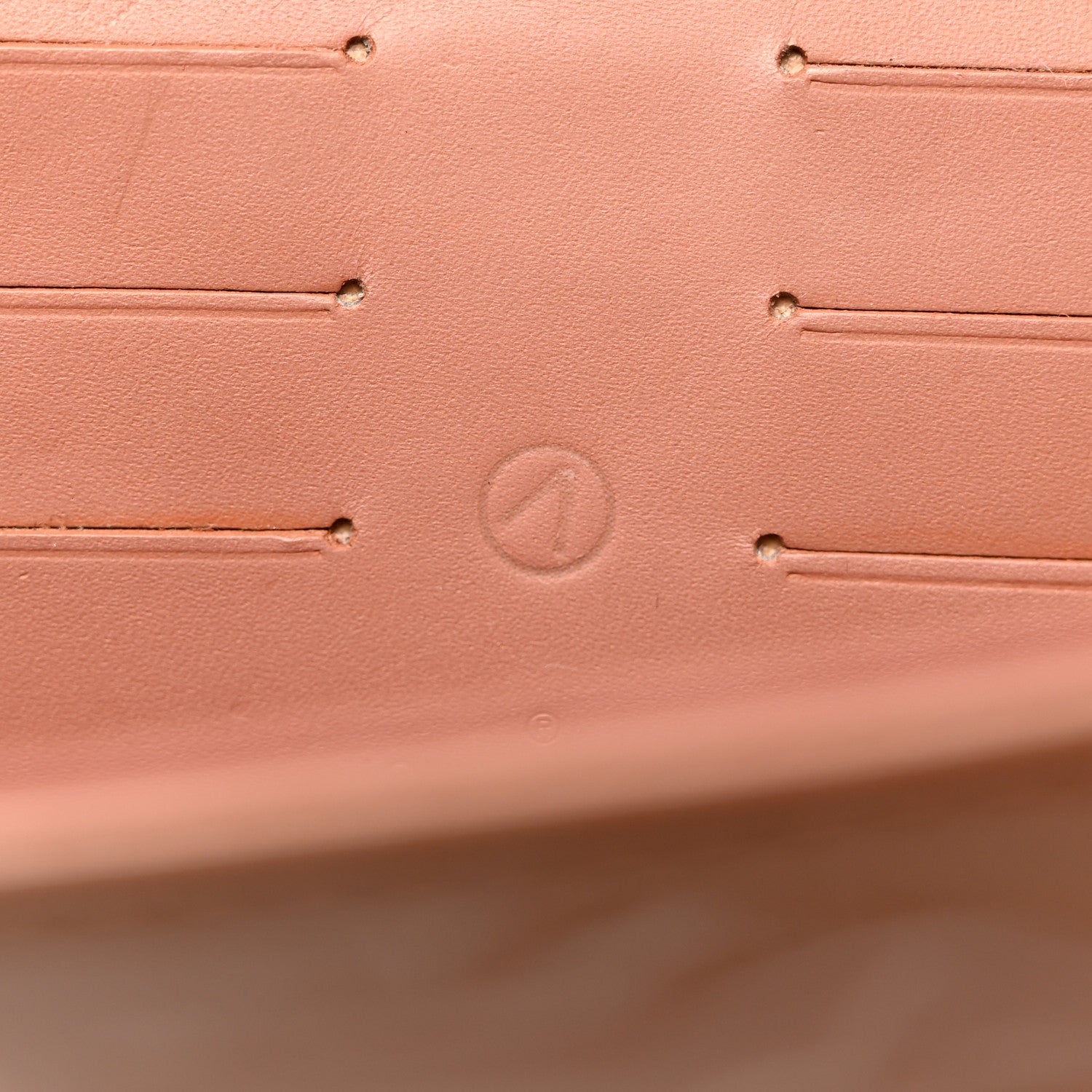Louis Vuitton Vernis Rossmore MM Rose Velours 7 of 8