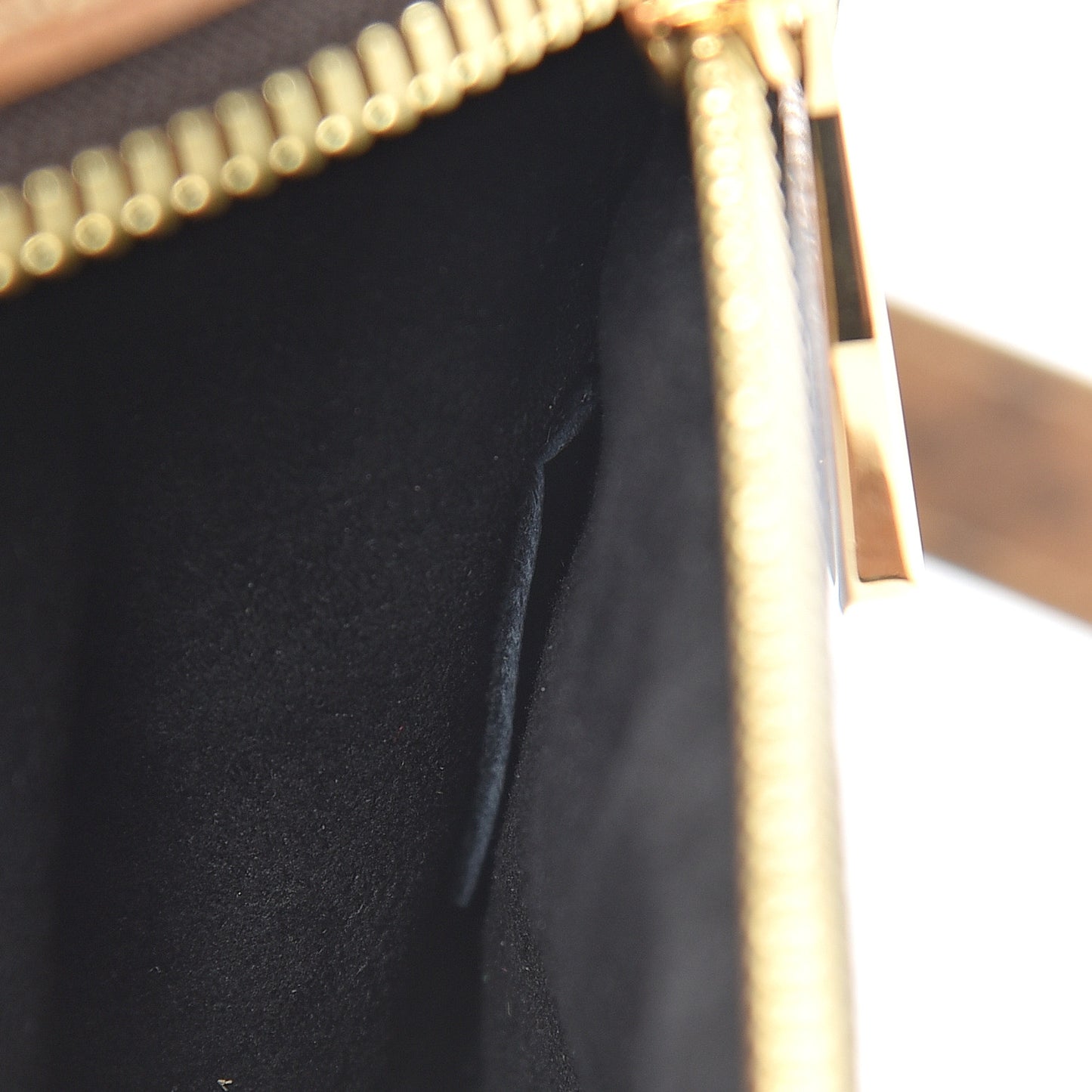 Reverse Monogram Pochette Metis