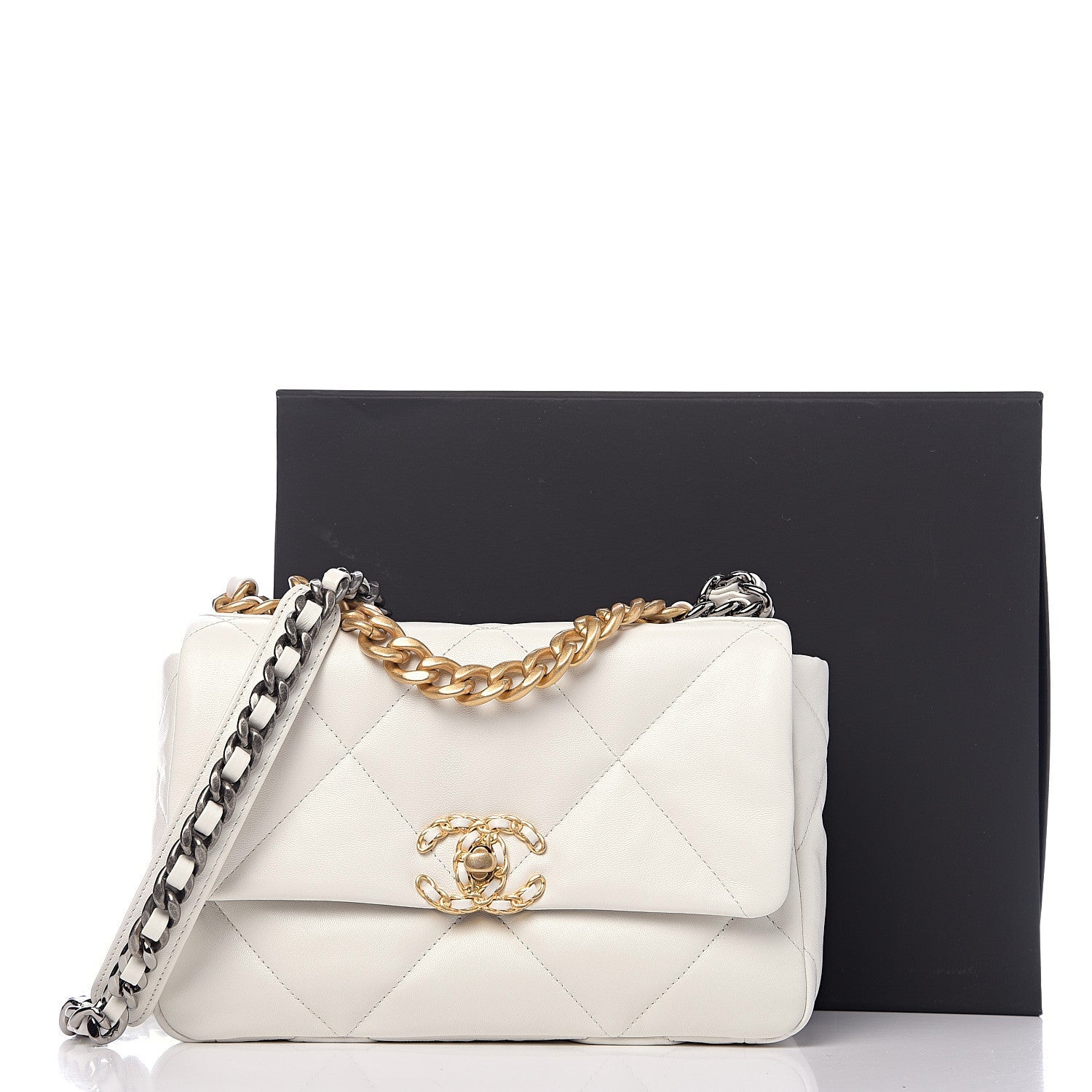 Chanel Goatskin Quilted Medium 19 Flap White 10 of 17