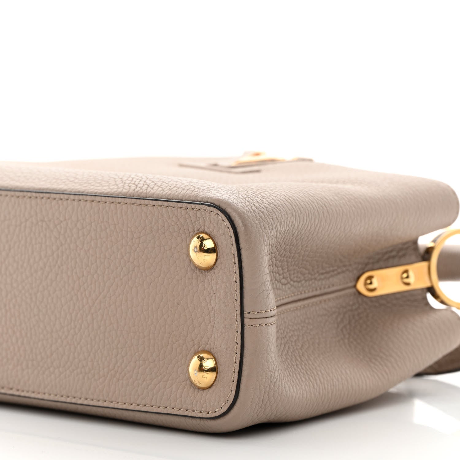 Louis Vuitton Taurillon Capucines BB Galet 9 of 12