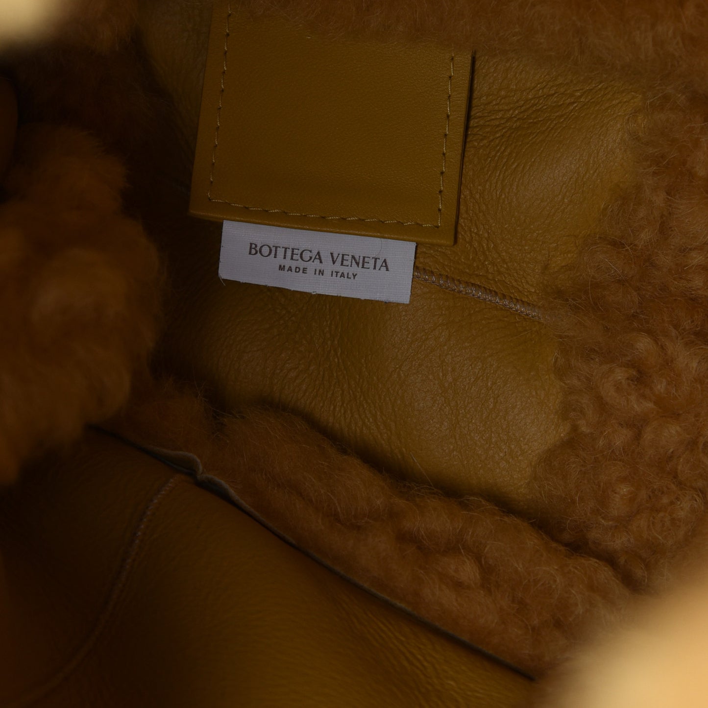 Shearling Intrecciato The Chain Tote Curry