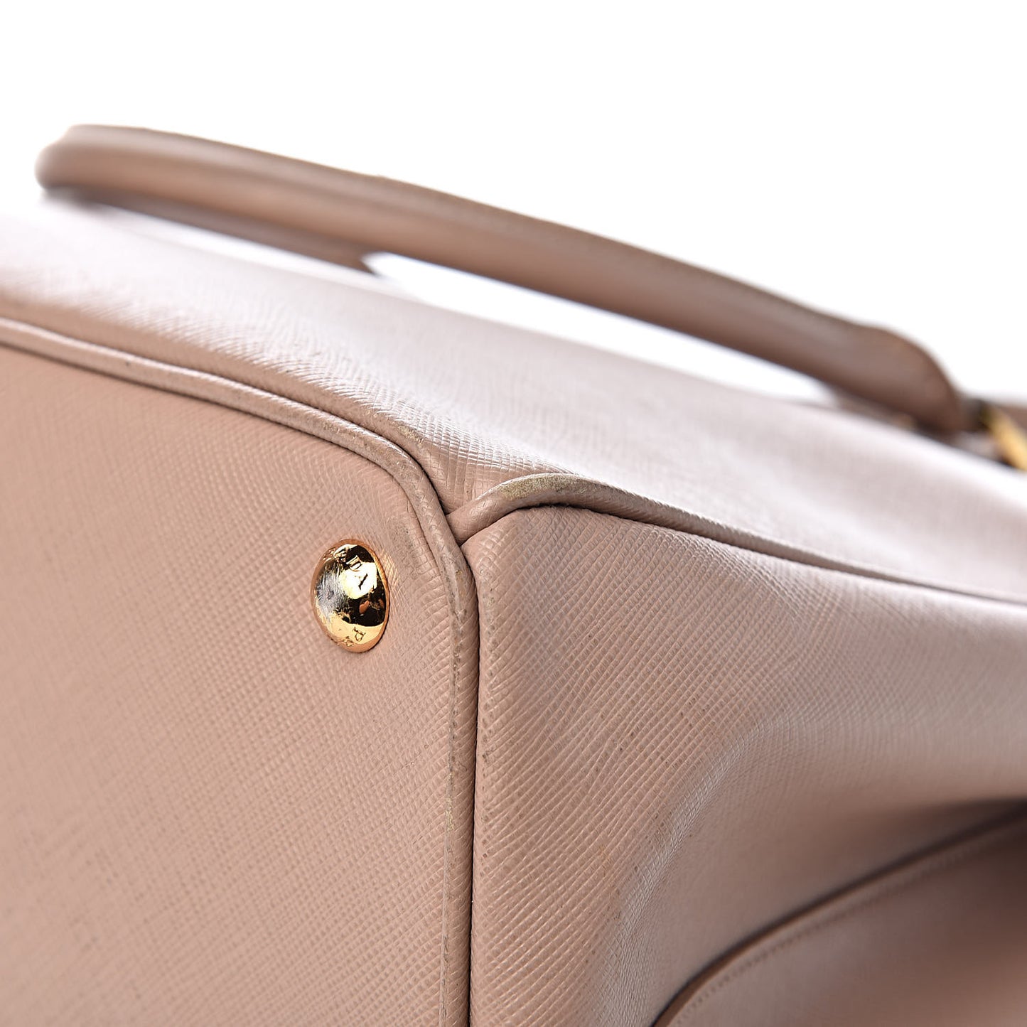Saffiano Medium Galleria Double Zip Tote Cammeo