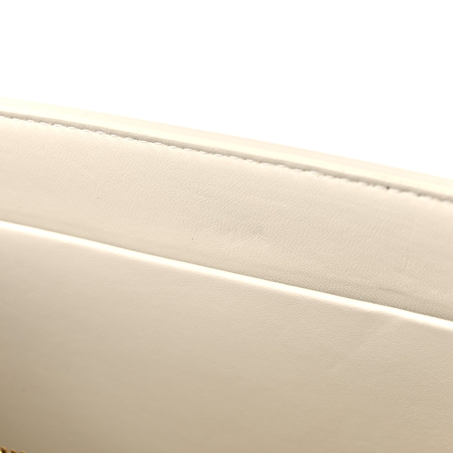 Box Calfskin 30 Montaigne Flap Bag Latte