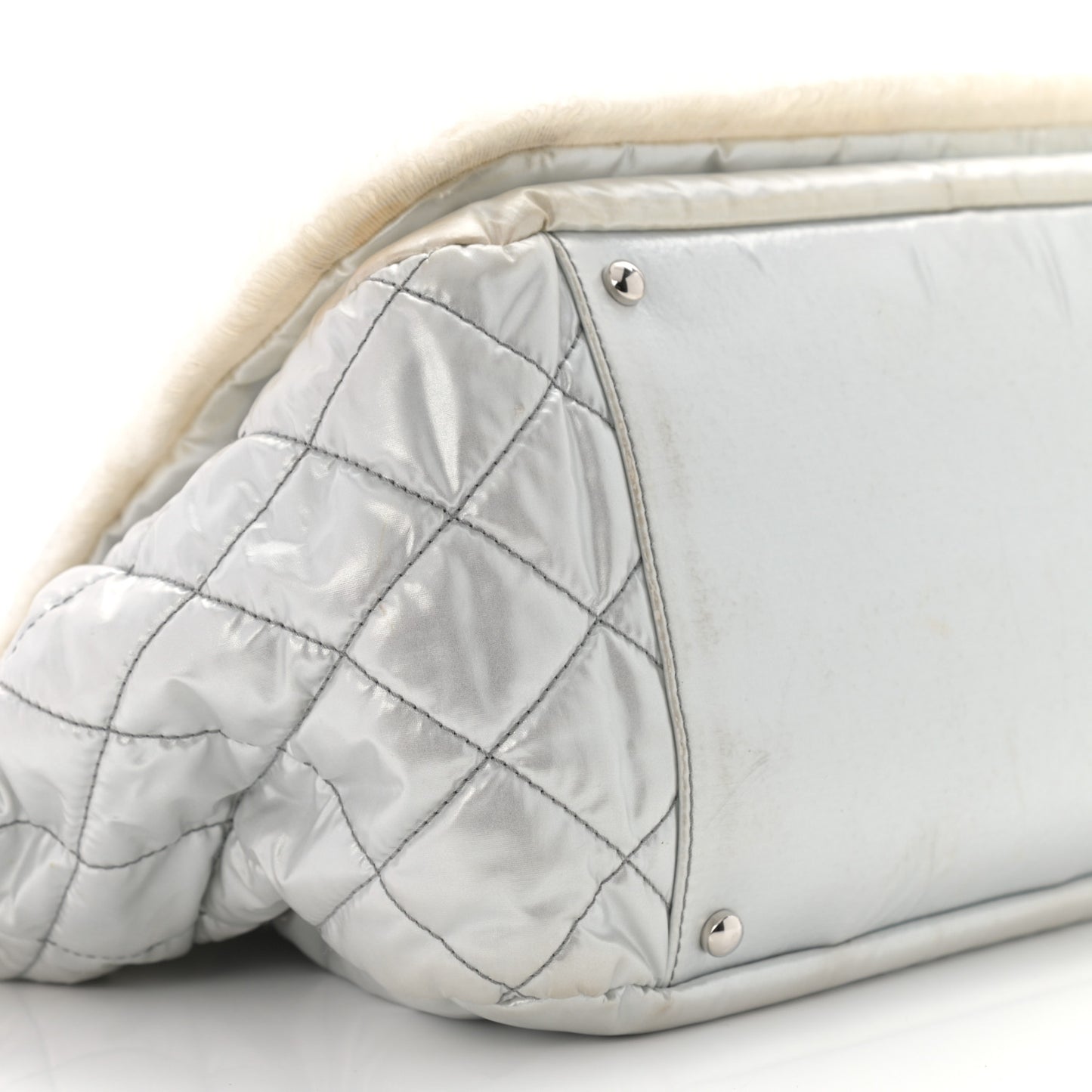 Vinyl Mohair Trimmed Accordion Arctic Polar Ice Flap Silver