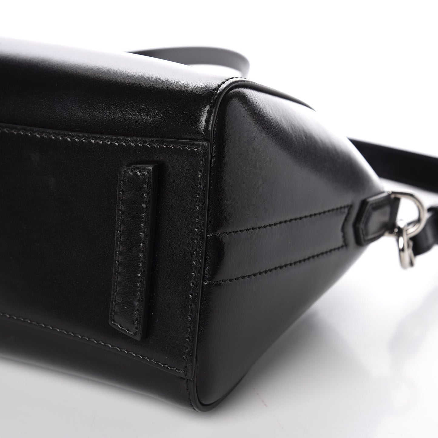 Shiny Lord Calfskin Mini Antigona Black