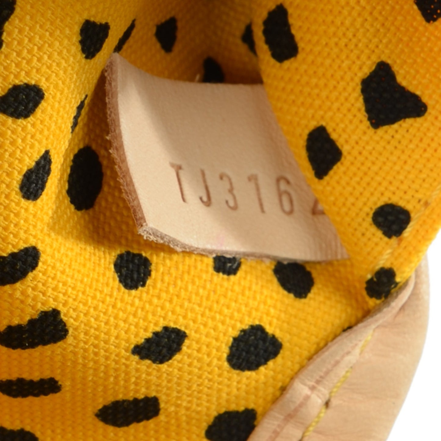 Monogram Kusama Waves Neverfull MM Yellow