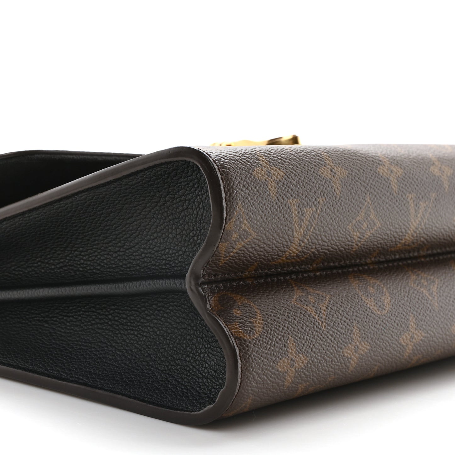 Monogram Victoire Black