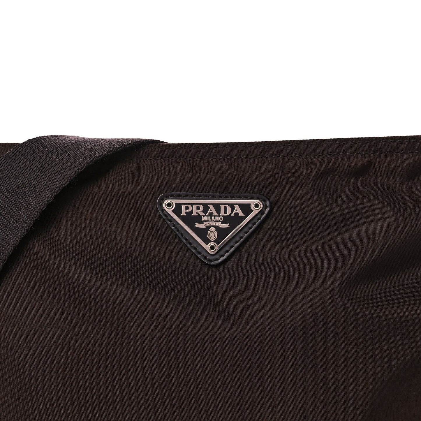 Nylon Flat Messenger Bag Brown