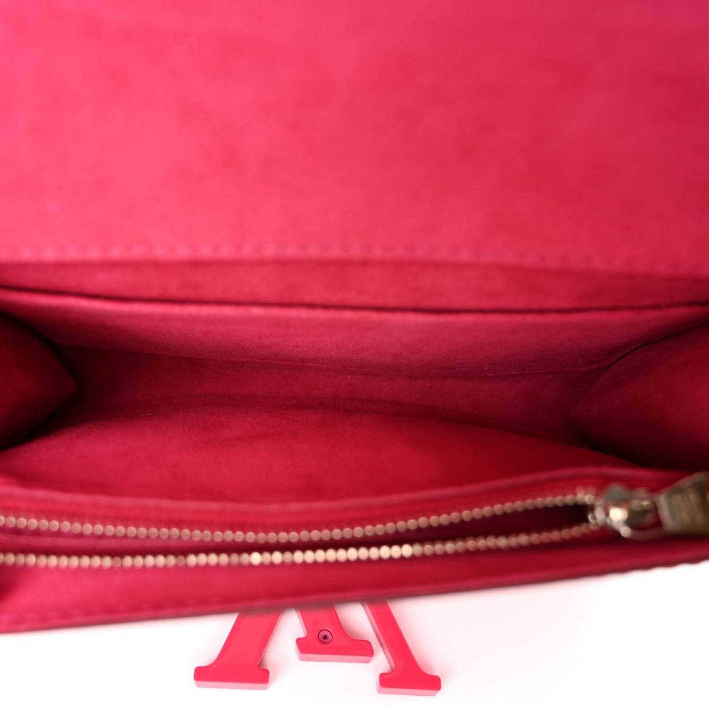 Epi Louise Strap PM Hot Pink