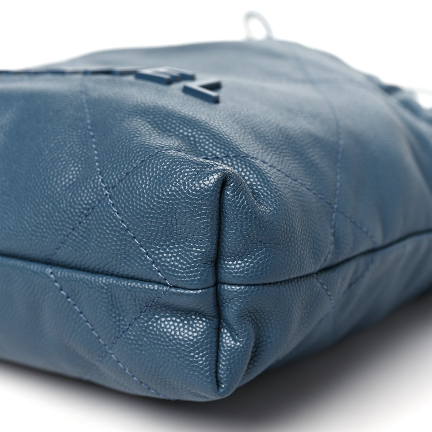 Shiny Caviar Quilted Monochrome Mini Chanel 22 Blue