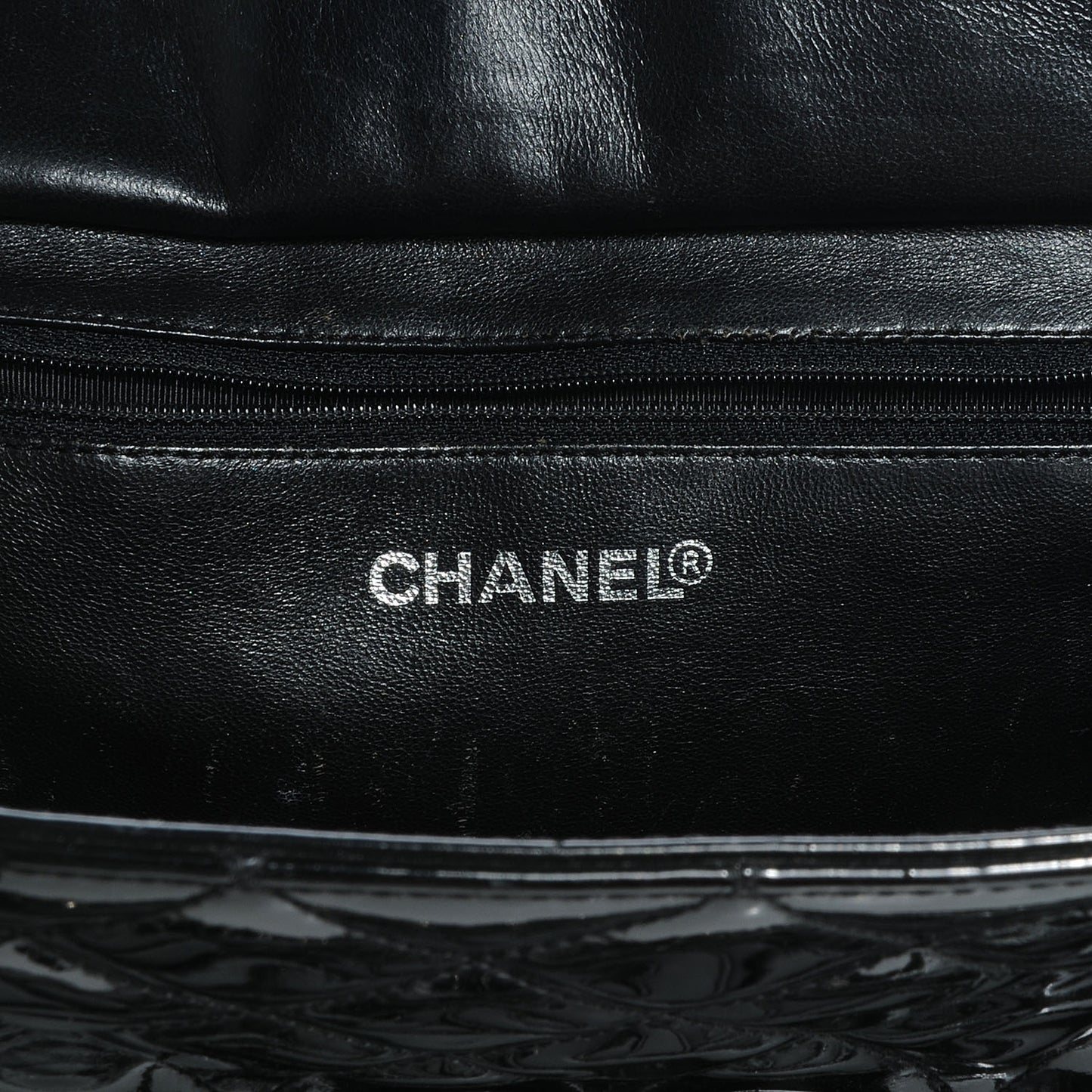 Patent Petit Timeless Shopping Tote PTT Black