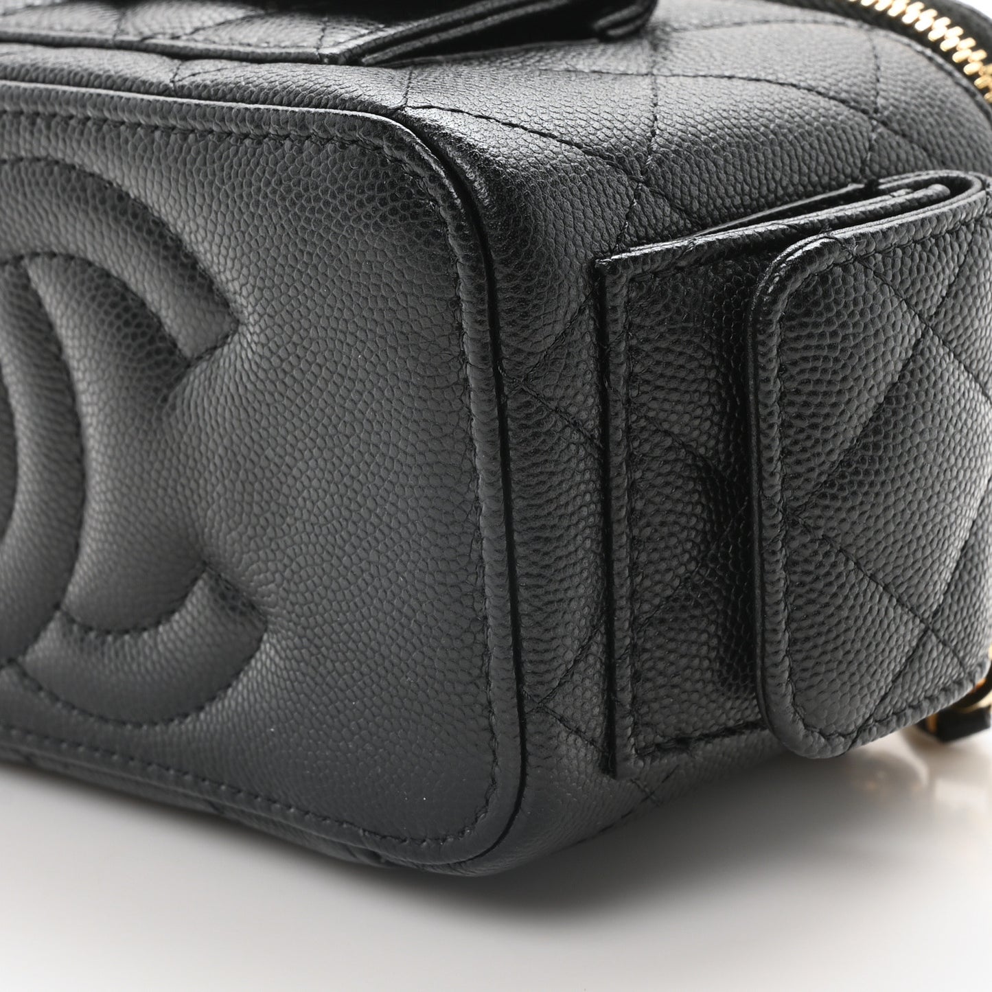 Caviar Quilted Polly Pocket East West Top Vanity With Chain Black