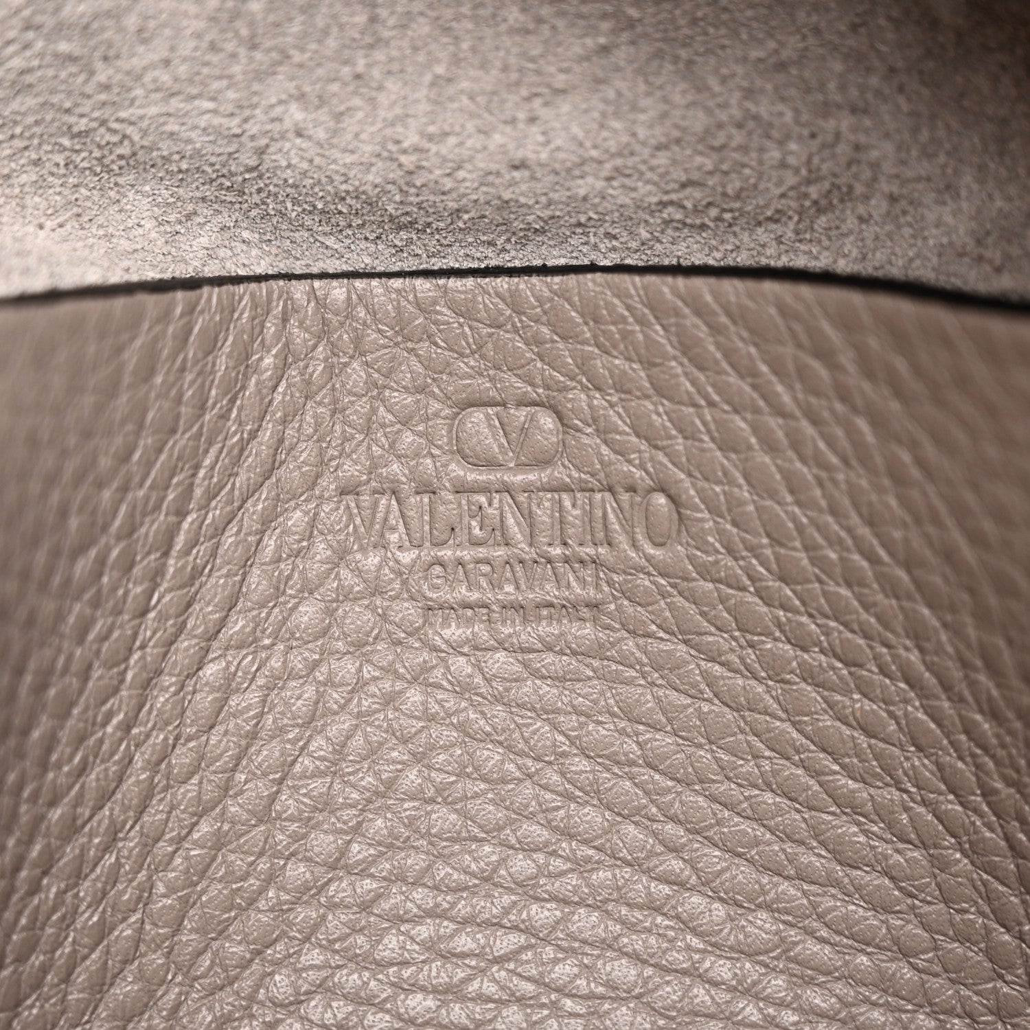 Valentino Garavani Pebbled Calfskin Rockstud Camera Crossbody Bag Poudre 6 of 9
