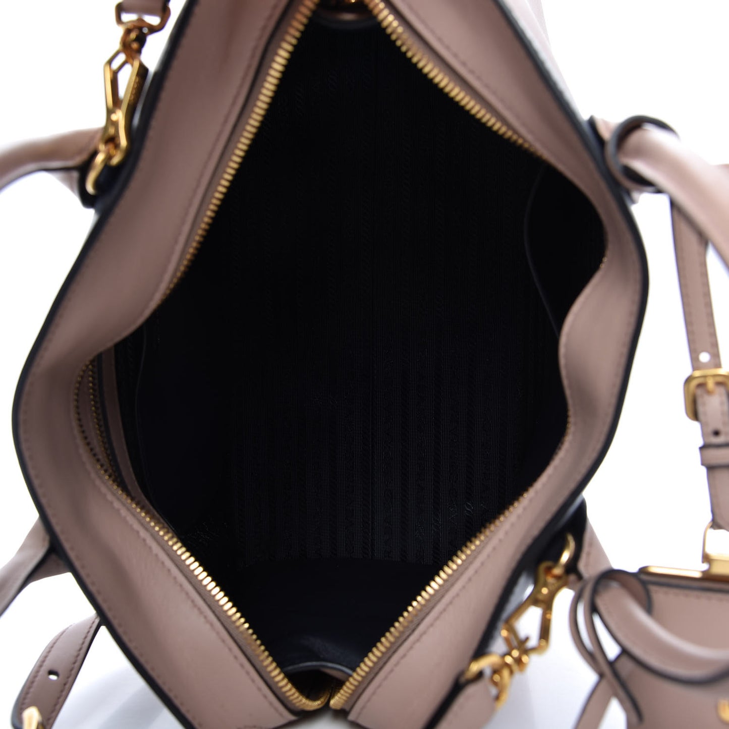Saffiano City Calfskin Medium Esplanade Cipria Baltico
