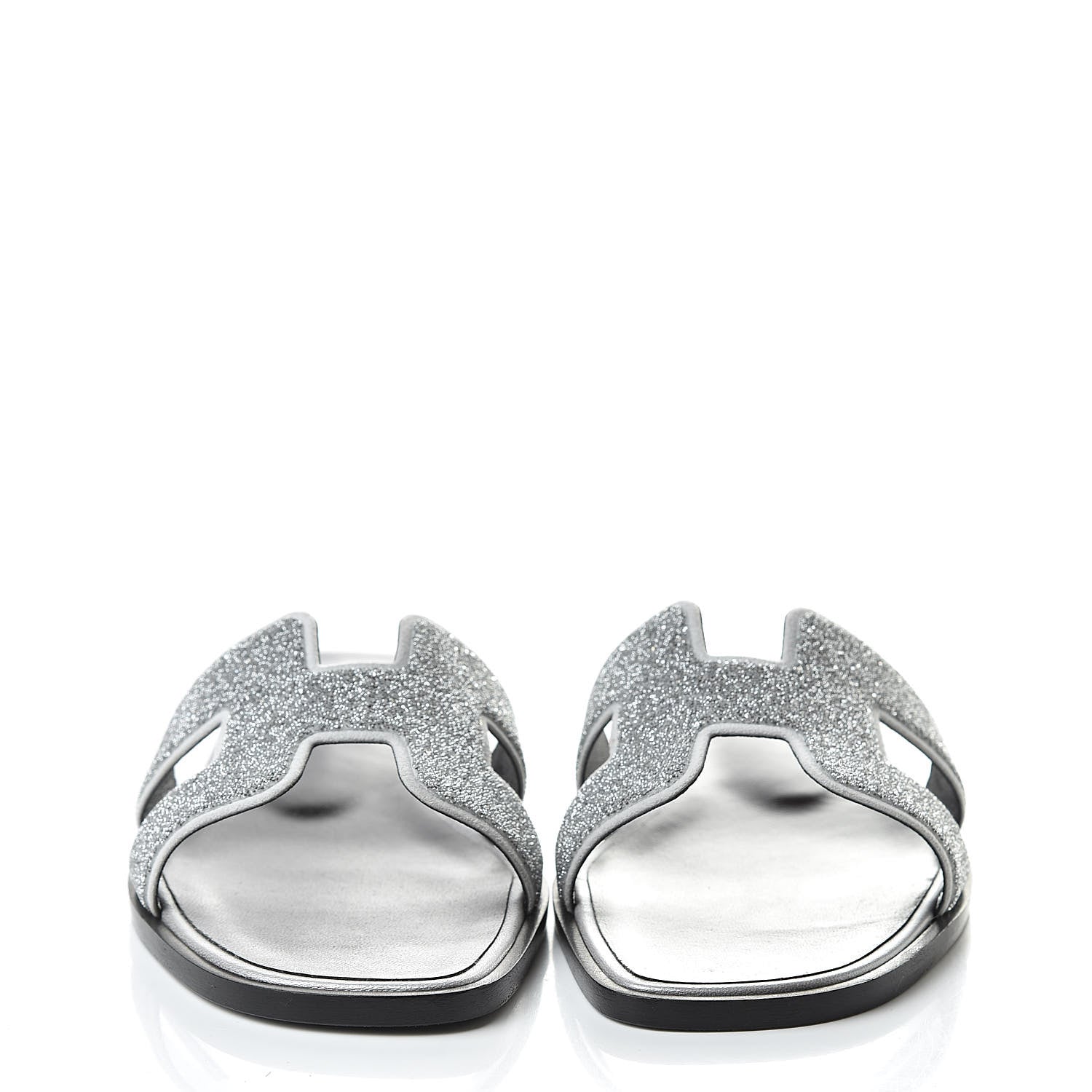 Hermes Suede Goatskin Crystal Powder Oran Sandals 35.5 Argento 2 of 9