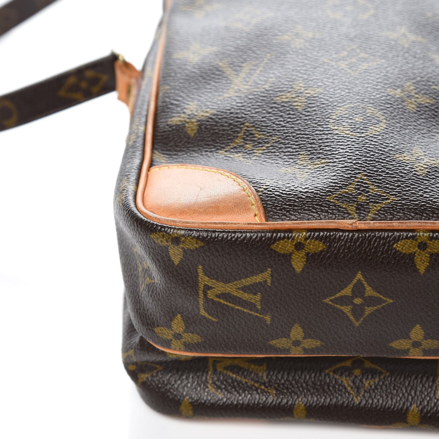 Monogram Amazone