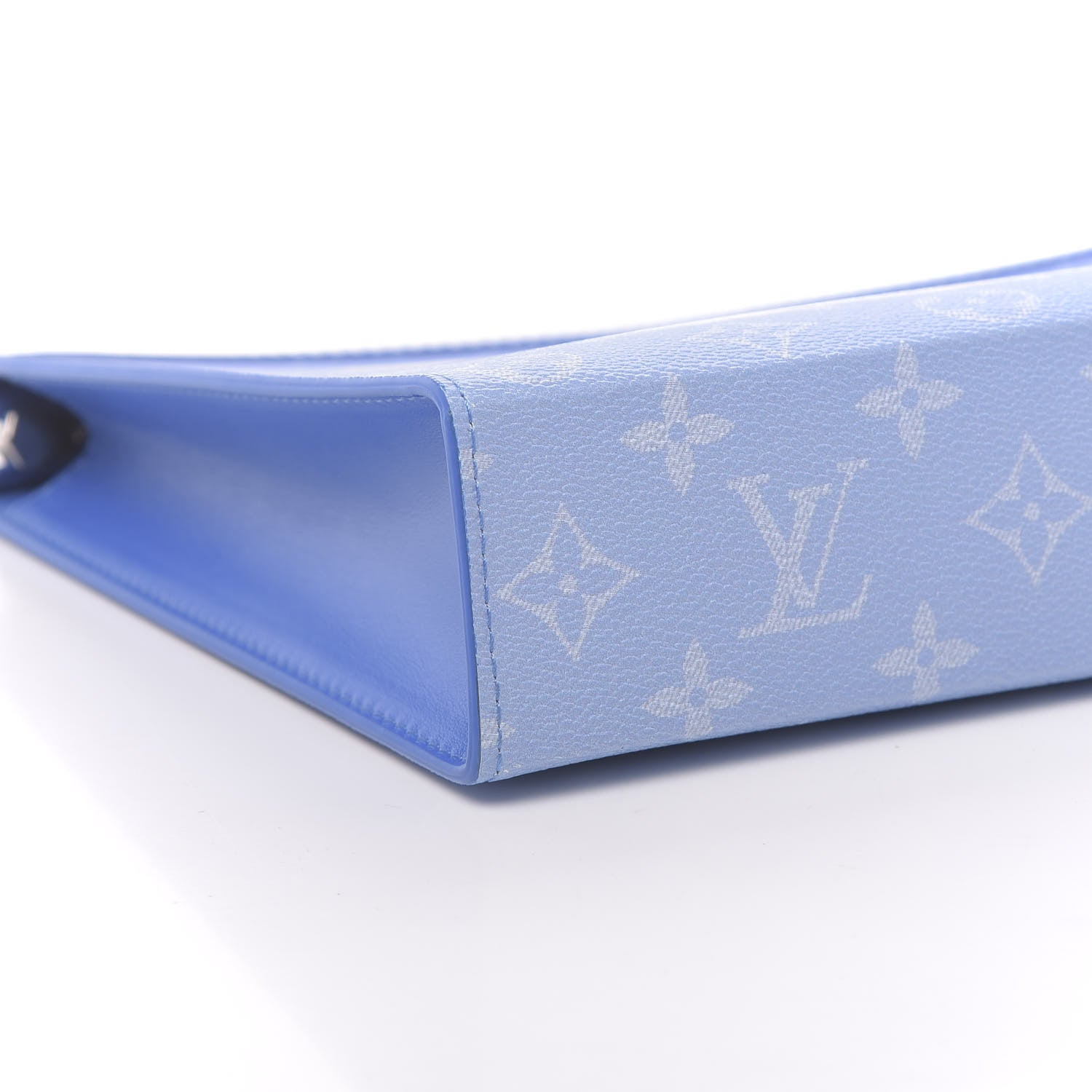 Louis Vuitton Monogram Clouds Pochette Voyage MM A4 Blue 7 of 8