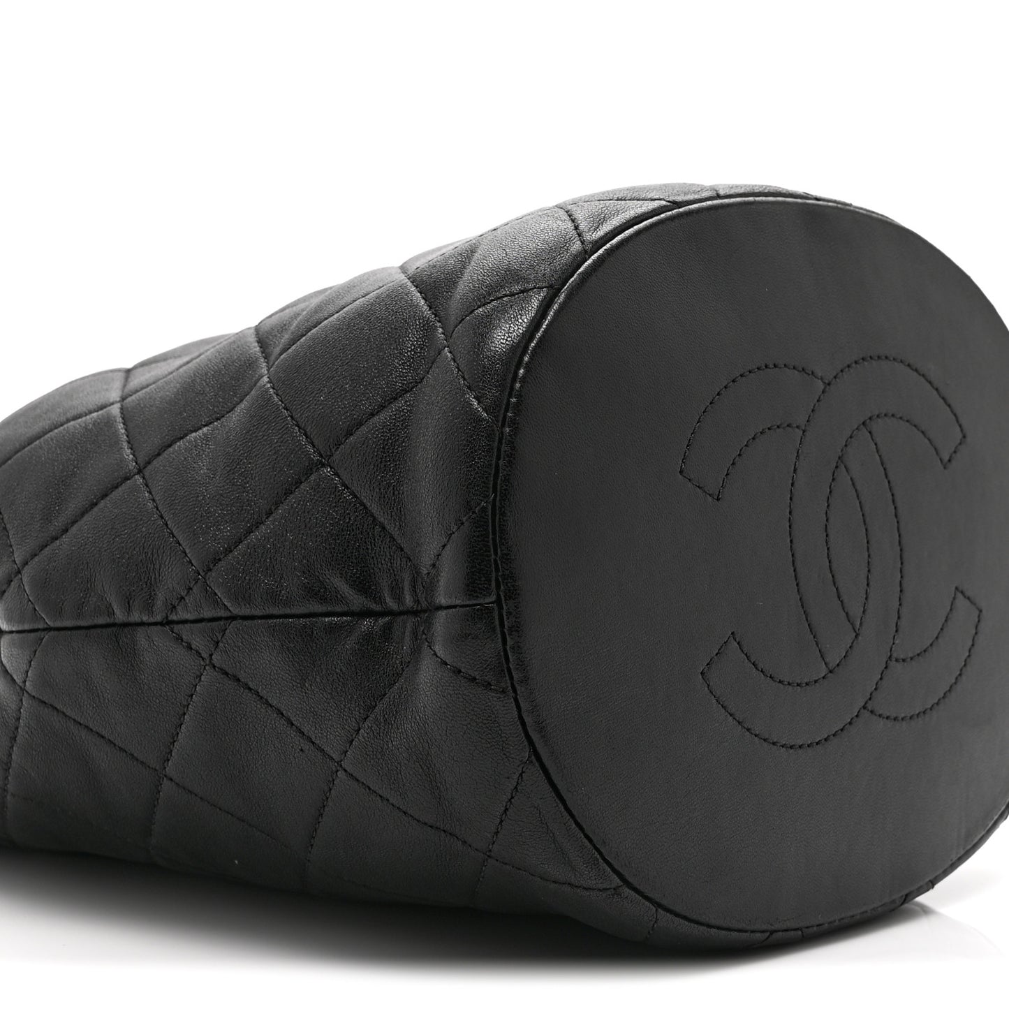 Shiny Lambskin Quilted Small Chain Is More Drawstring Bag Black