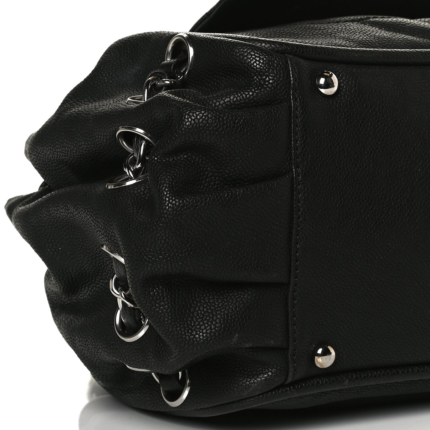 Caviar Diagonal Ligne Flap Black