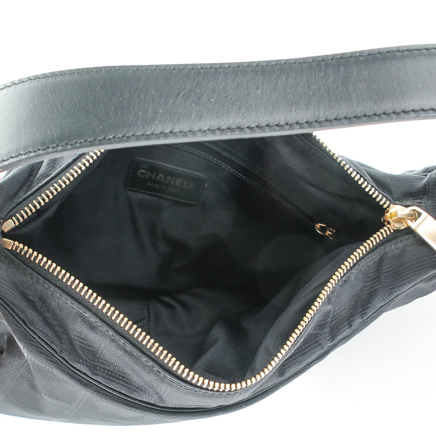 Nylon Travel Hobo Black