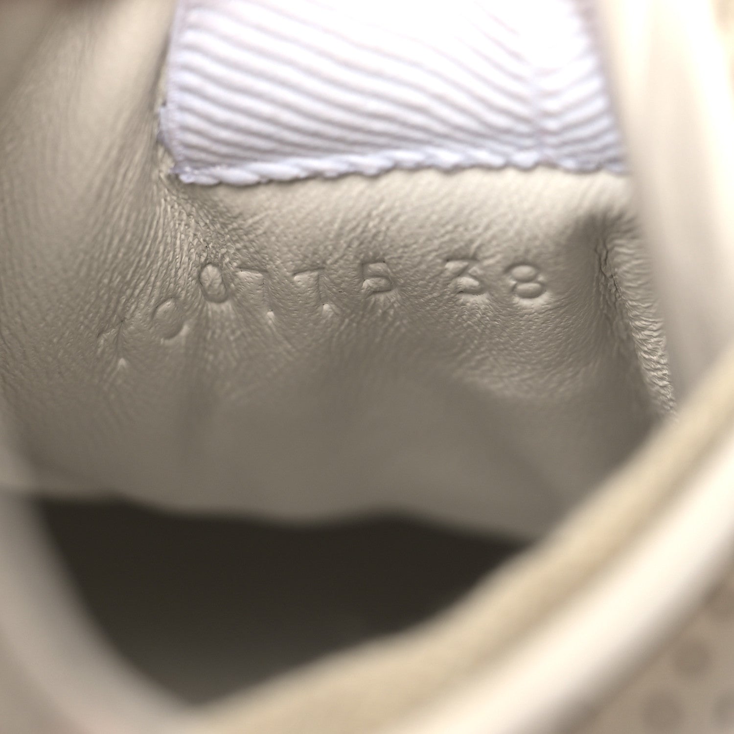 Gucci Calfskin GG Supreme Monogram Perforated Womens Platform 55mm Sneakers 38 Apricot Pink Beige Grey 7 of 8