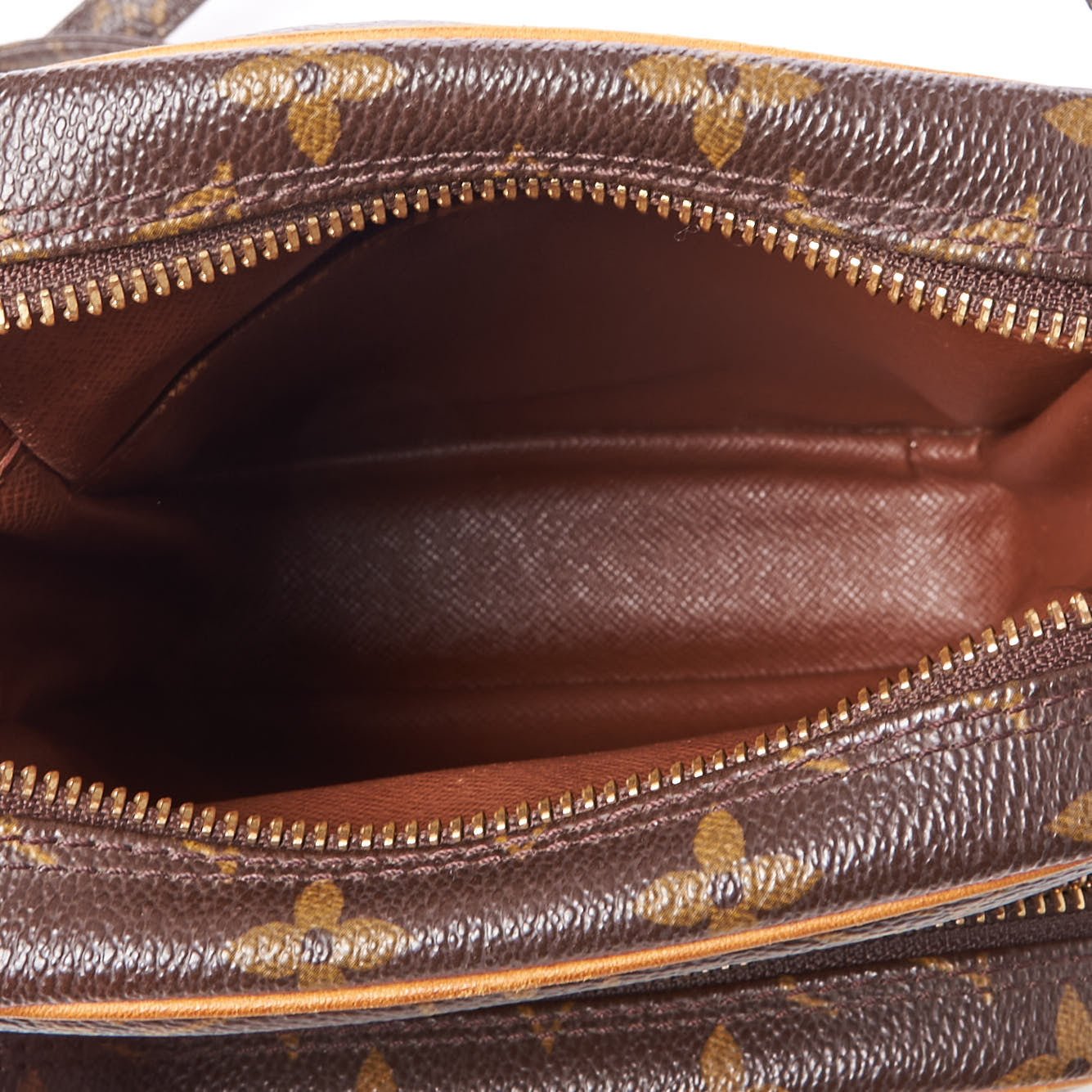Louis Vuitton Monogram Amazone 4 of 9