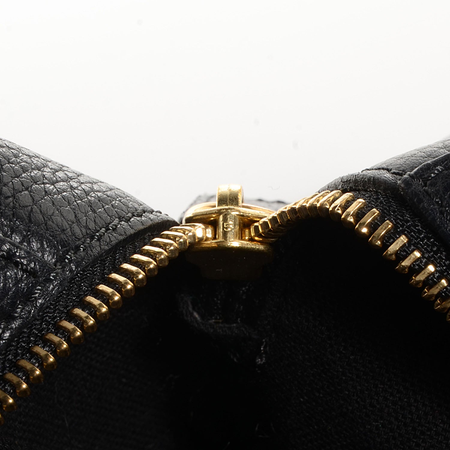 Alexander McQueen Pebbled Calfskin Small Skull Padlock Zip Around Tote Black 8 of 9