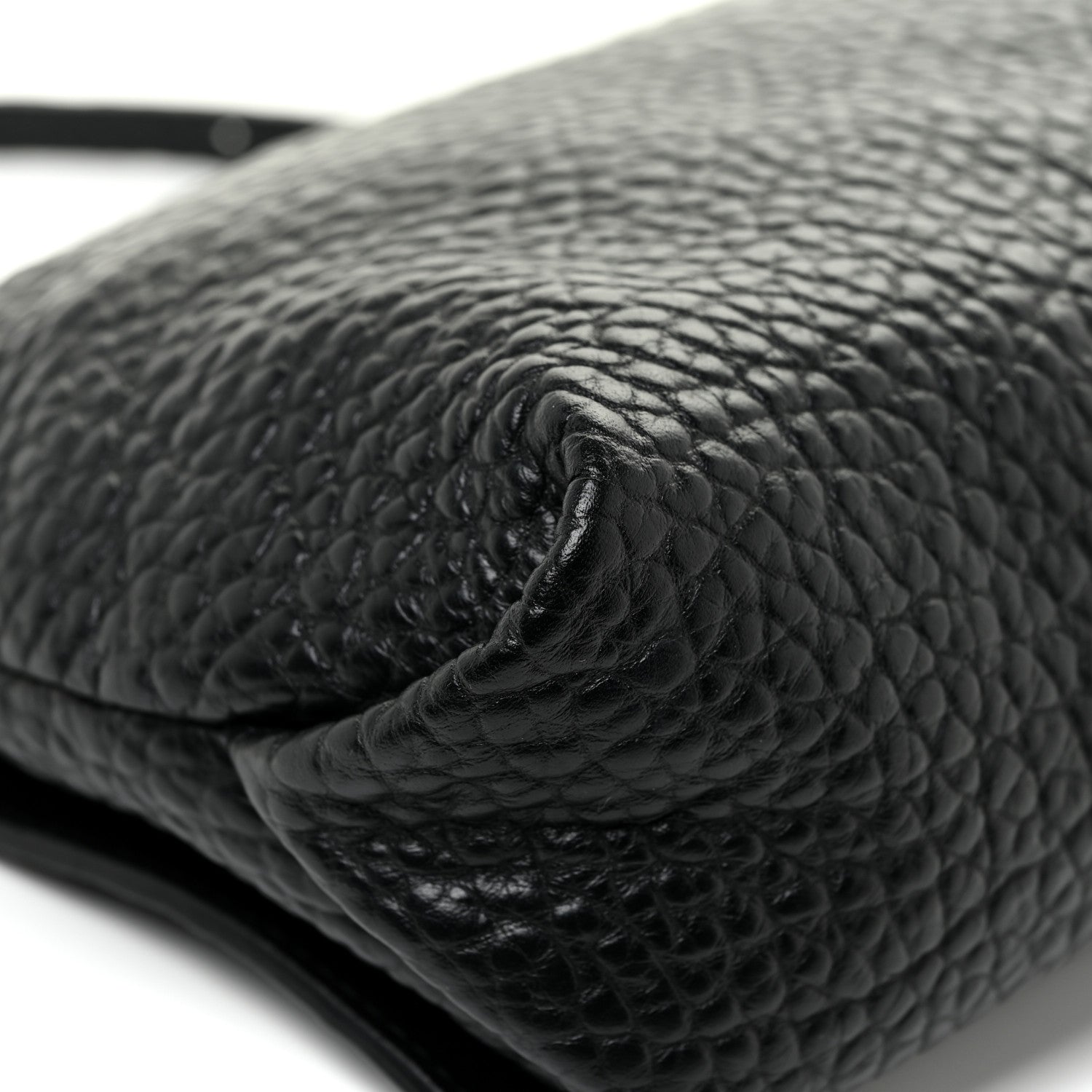 Burberry Signature Grain Medium Mildenhall Crossbody Bag Black 13 of 19