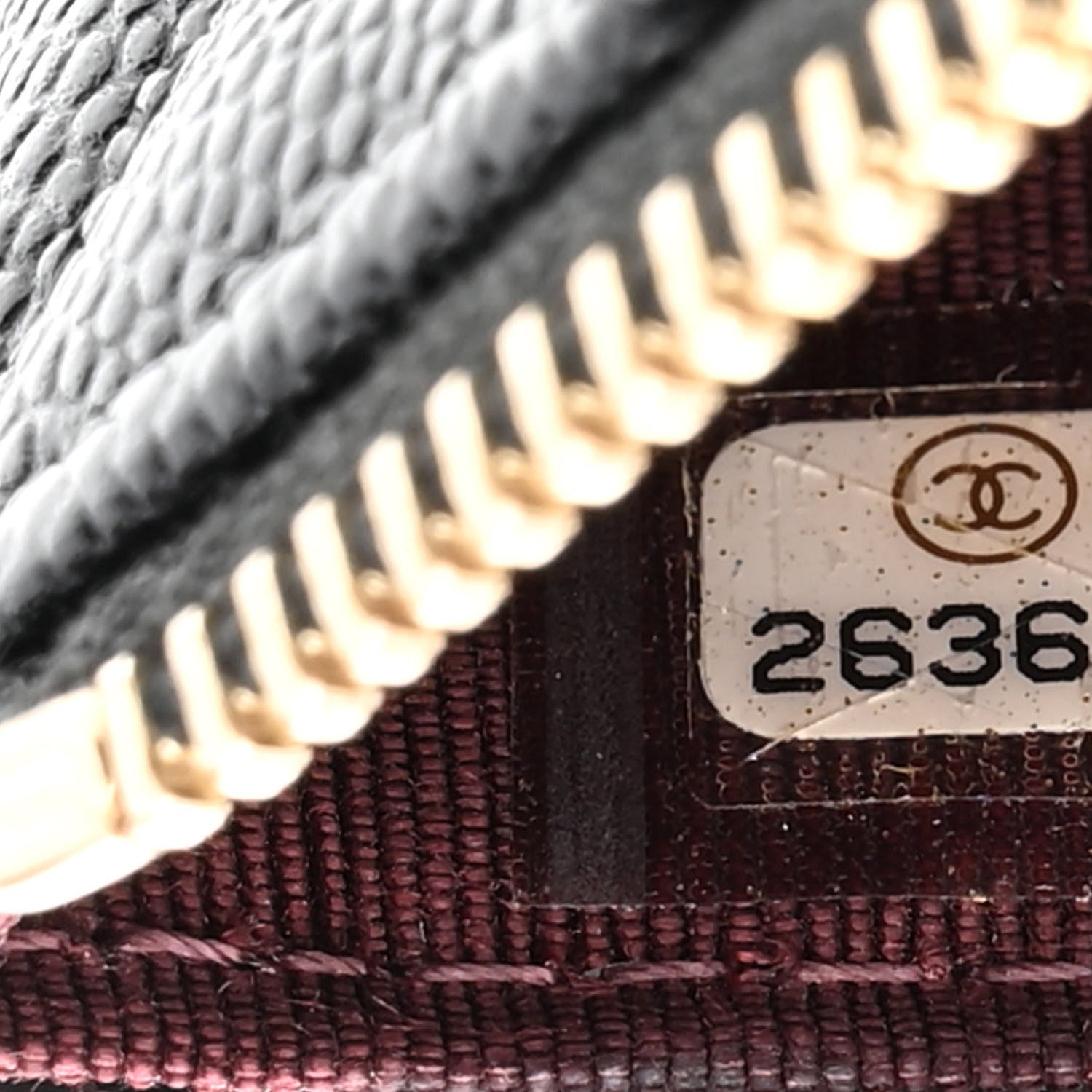 Chanel Caviar Quilted Classic Zip Pouch Black 7 of 8
