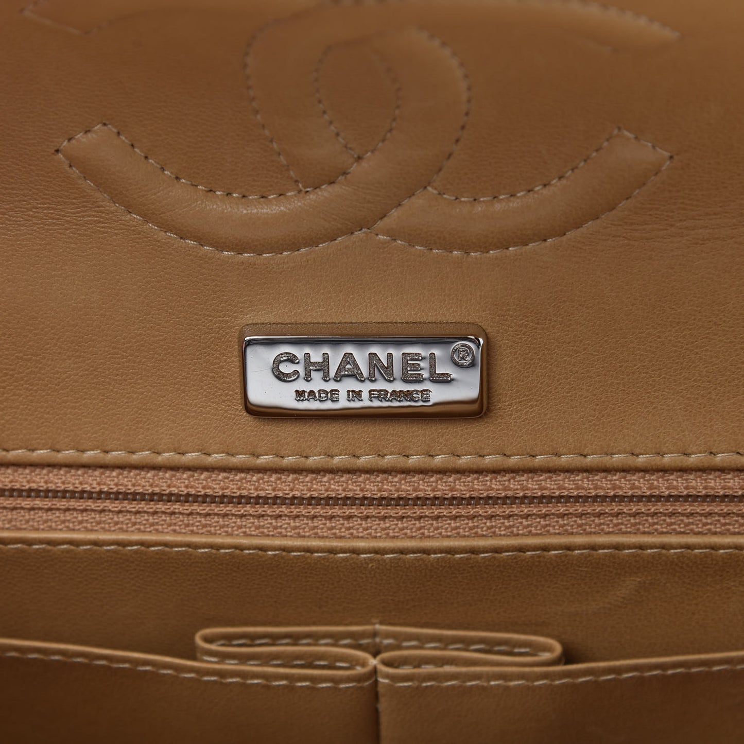 Alligator Medium Double Flap Beige