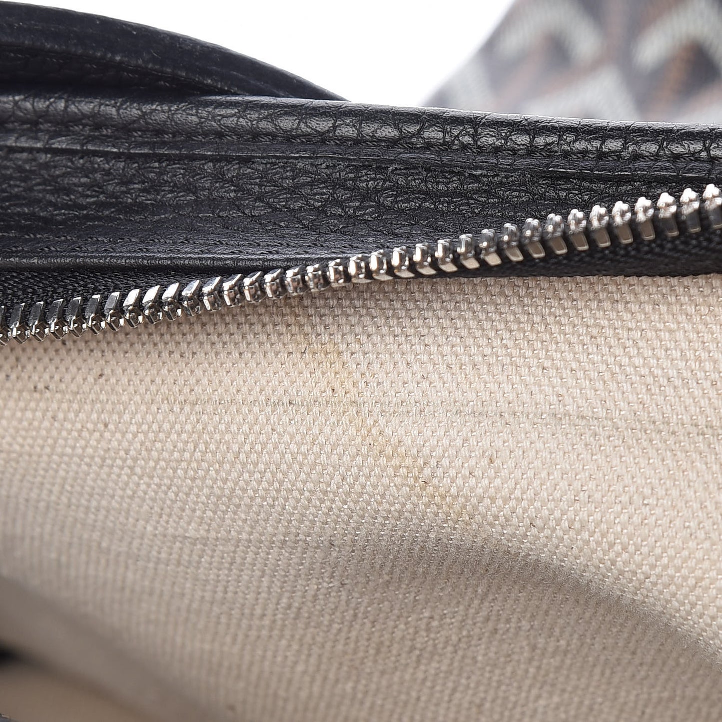 Goyardine Grenadines Hobo Black