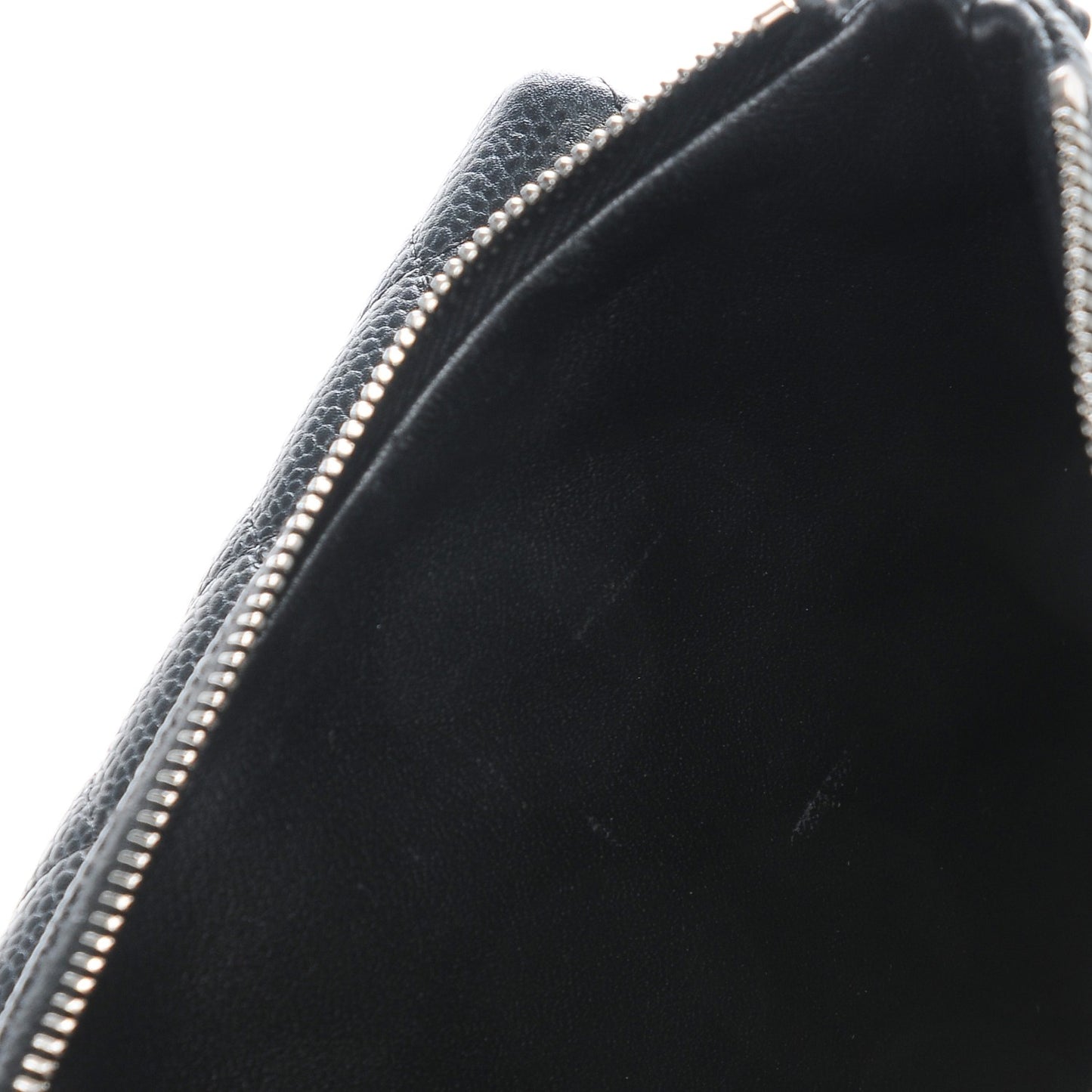Caviar Quilted Daily Zip Crossbody Bag Black