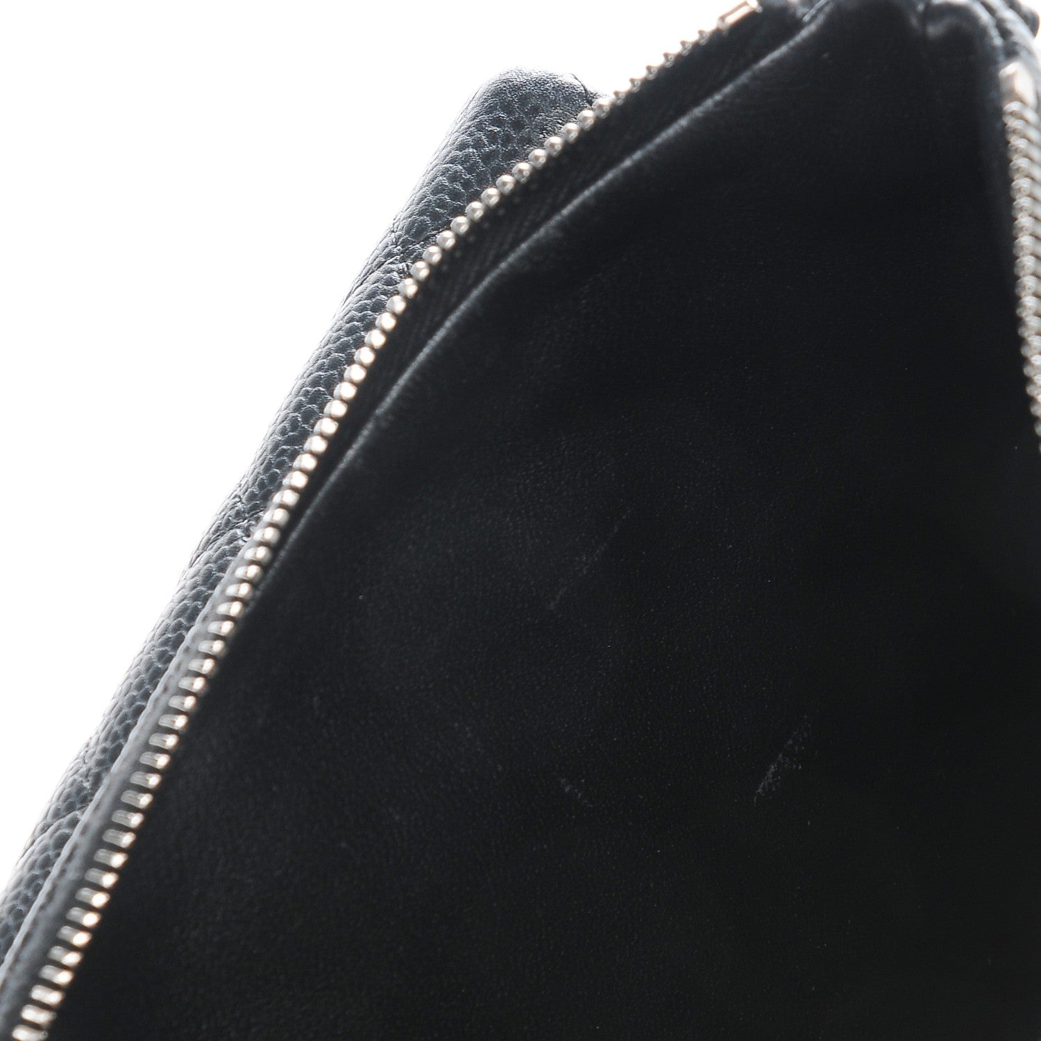 Chanel Caviar Quilted Daily Zip Crossbody Bag Black 10 of 10